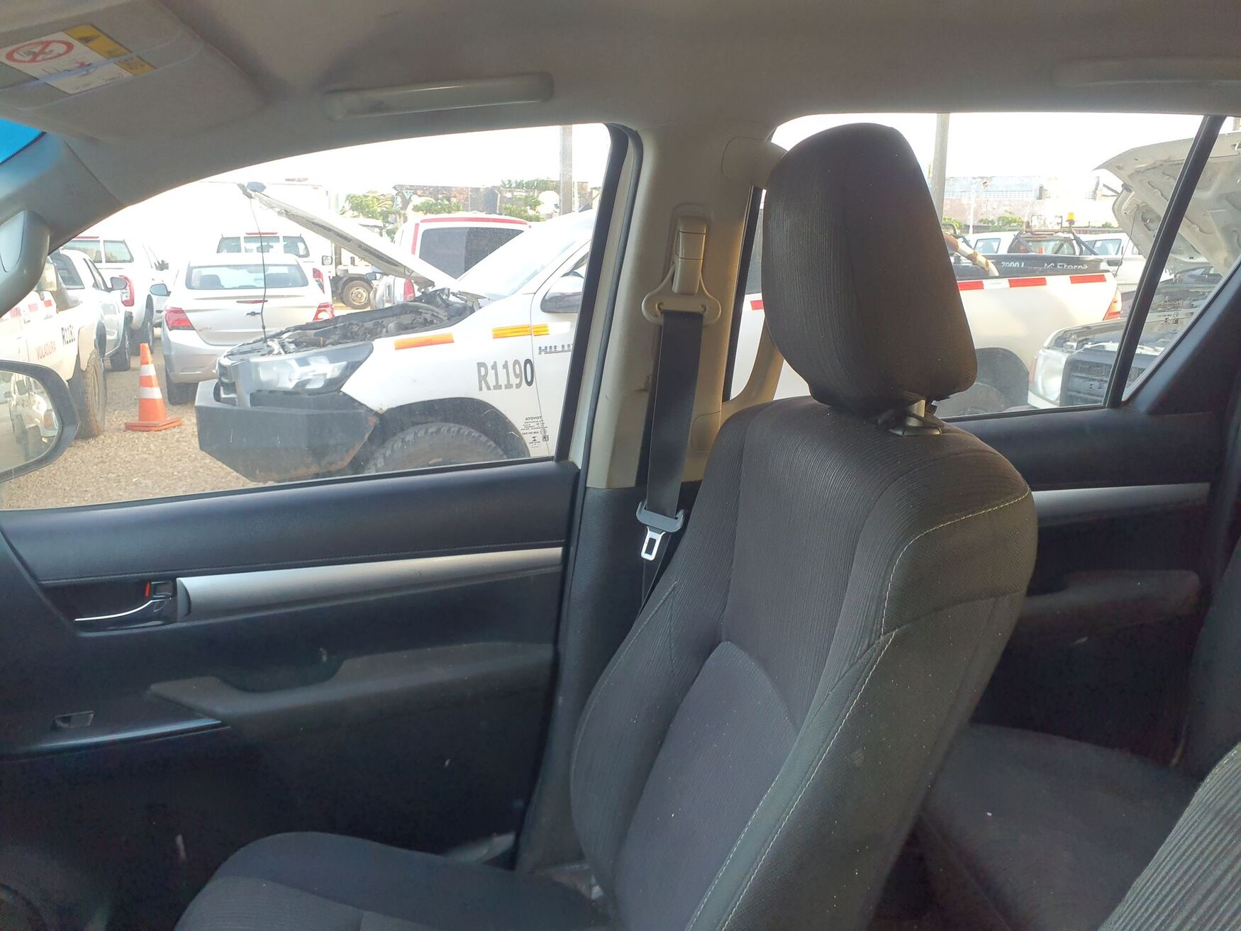 Toyota - Hilux - 2022 image number 3