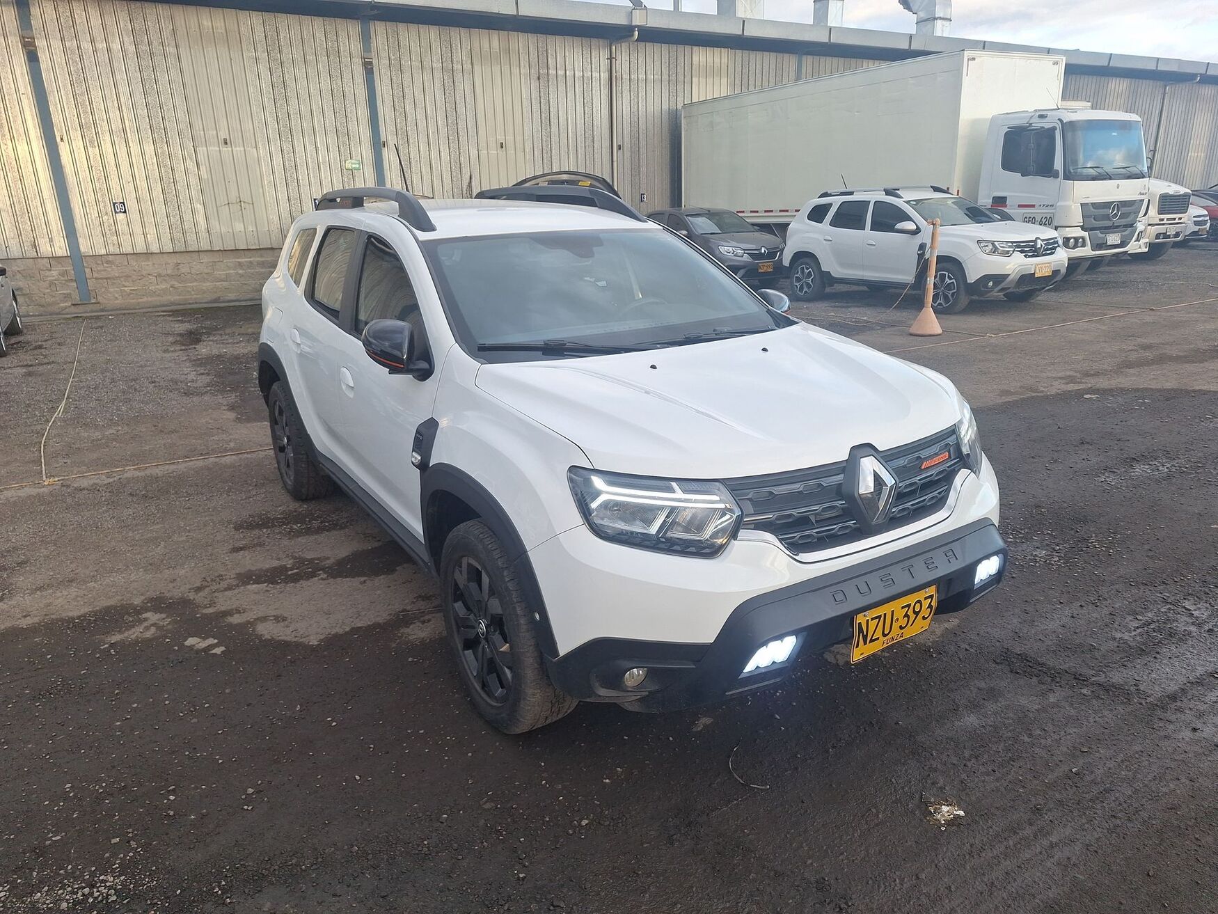 Renault - Duster - 2025 image number 1