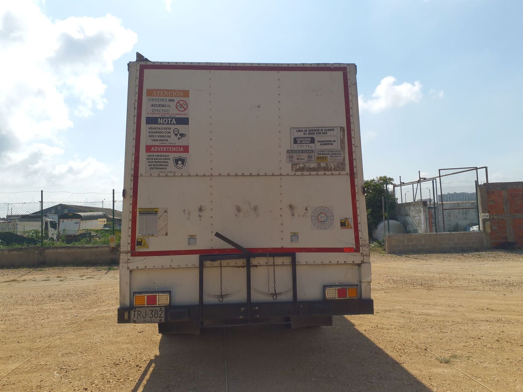 International - 4300 - 2012 image number 8