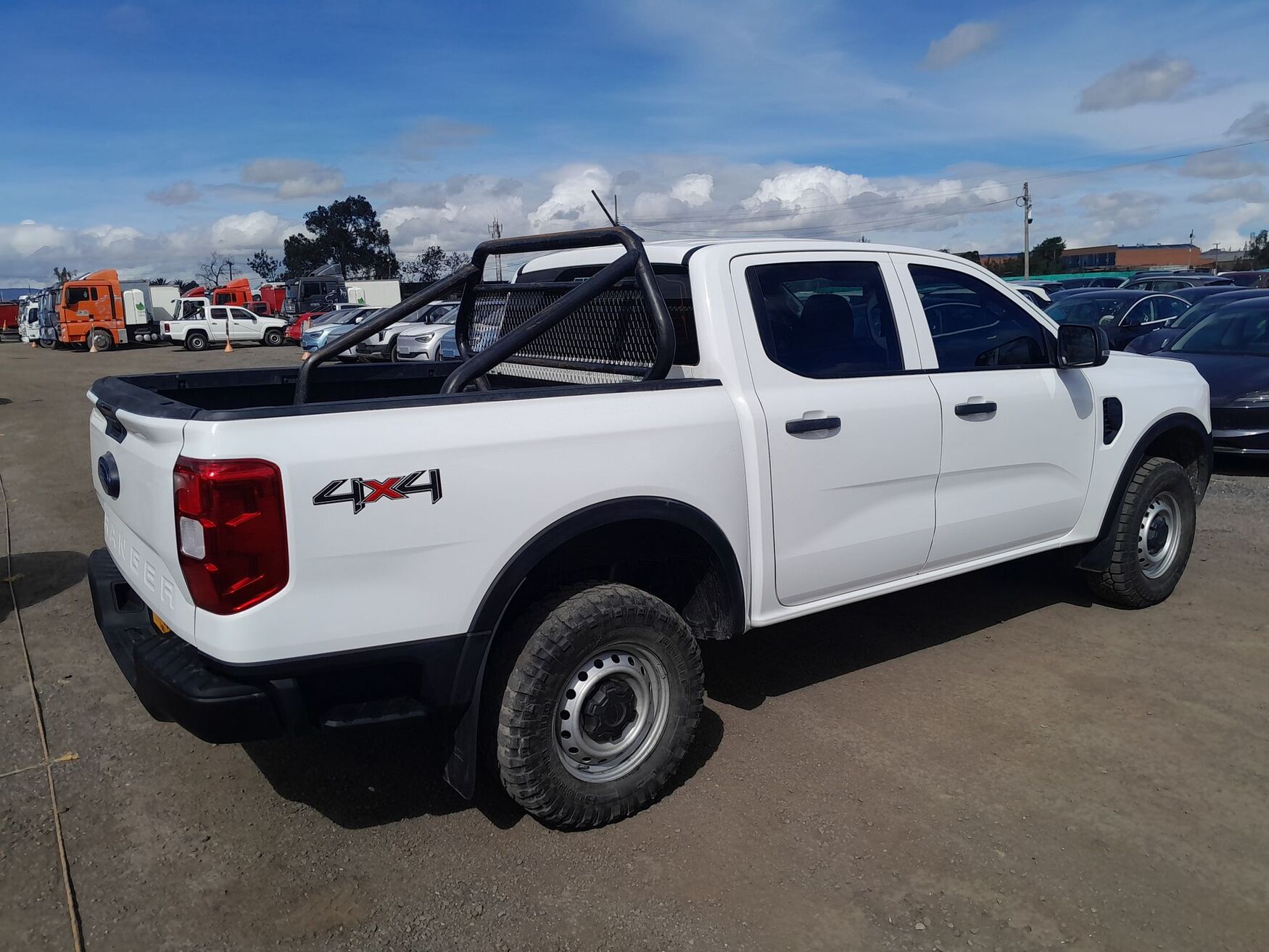 Ford - Ranger - 2025 image number 9