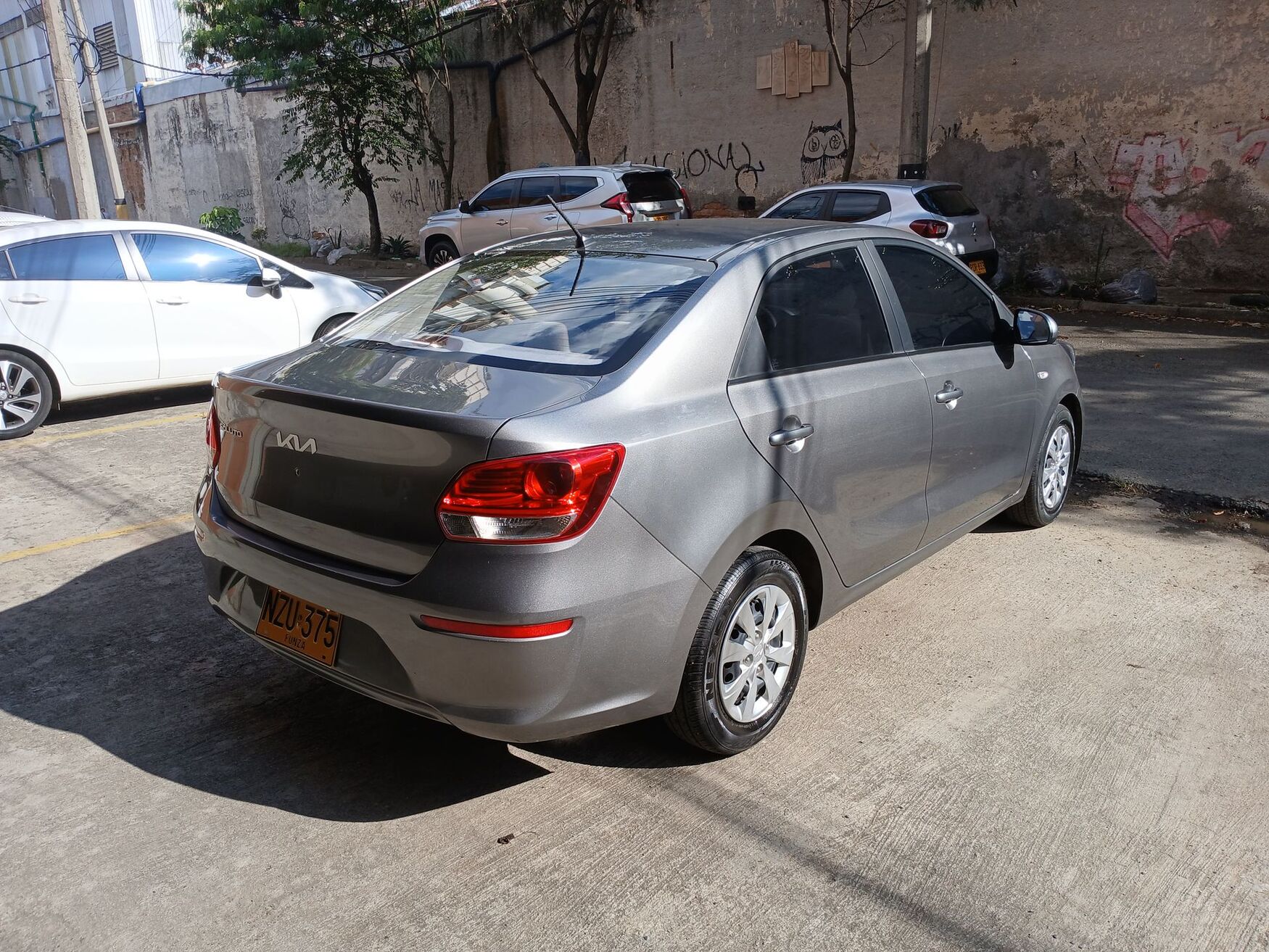 Kia - Soluto - 2025 image number 9