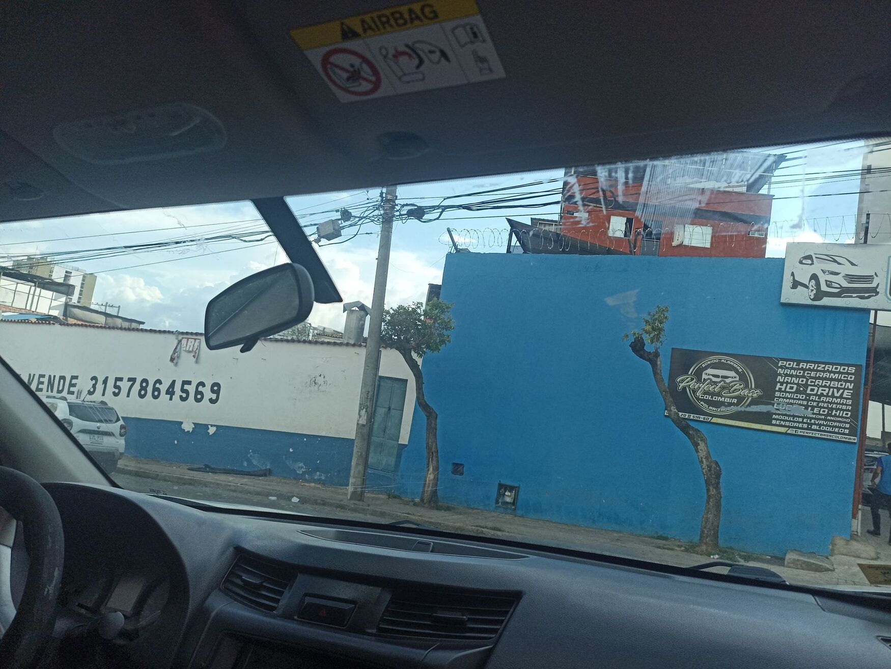 Nissan - Frontier - 2019 image number 11