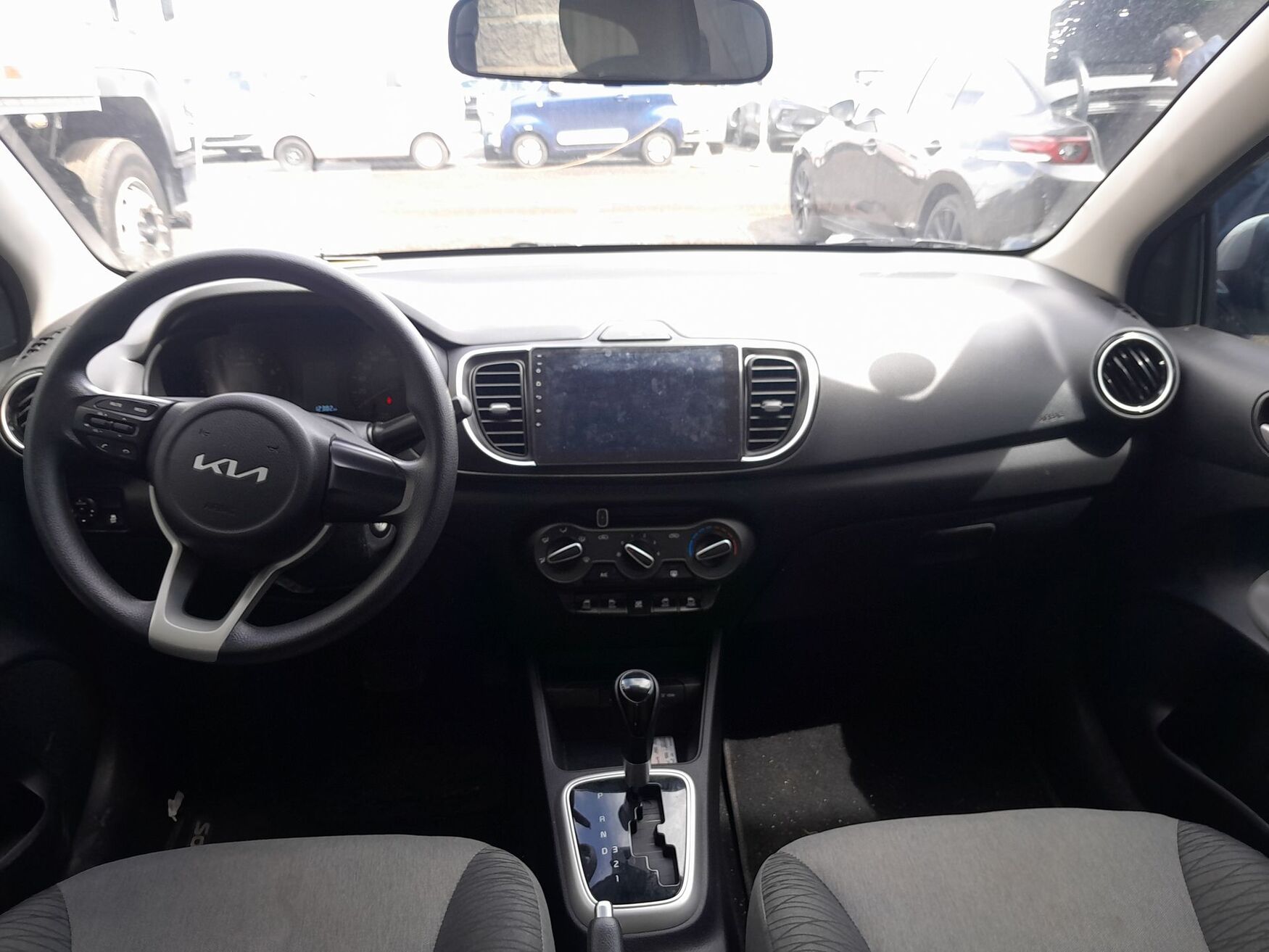 Kia - Soluto - 2026 image number 11