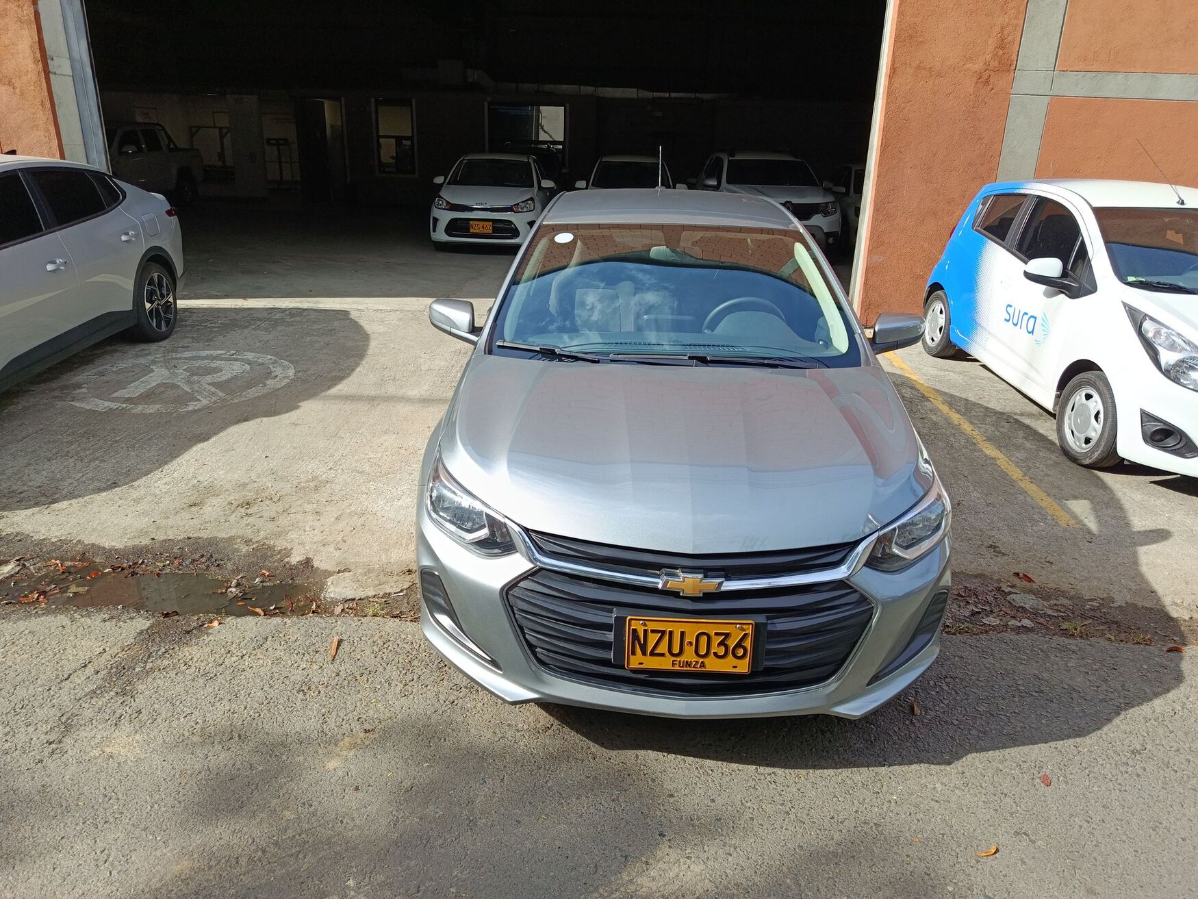 Chevrolet - Onix - 2025 image number 4