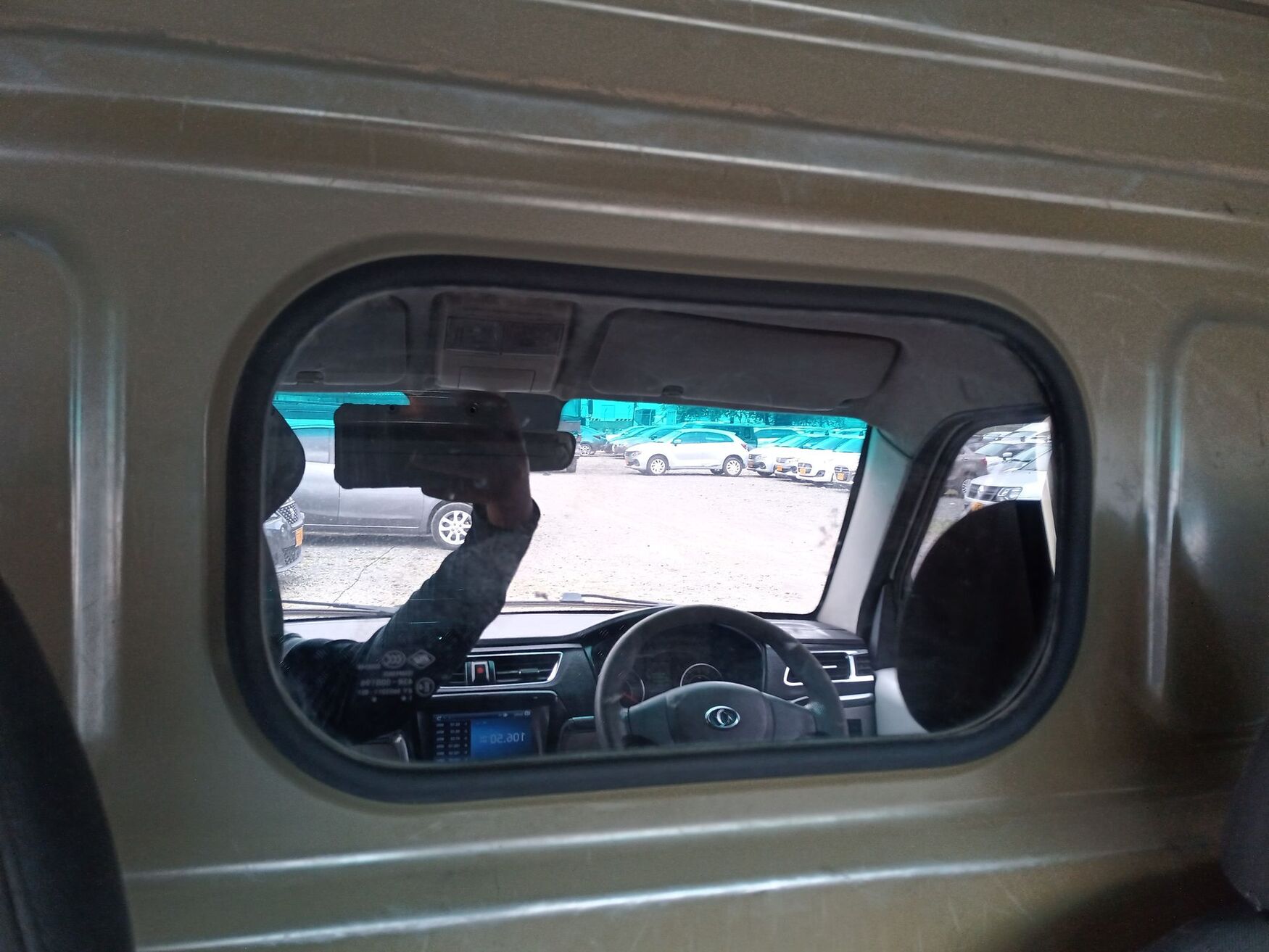 Dongfeng - E-Cargo 1T - 2022 image number 3