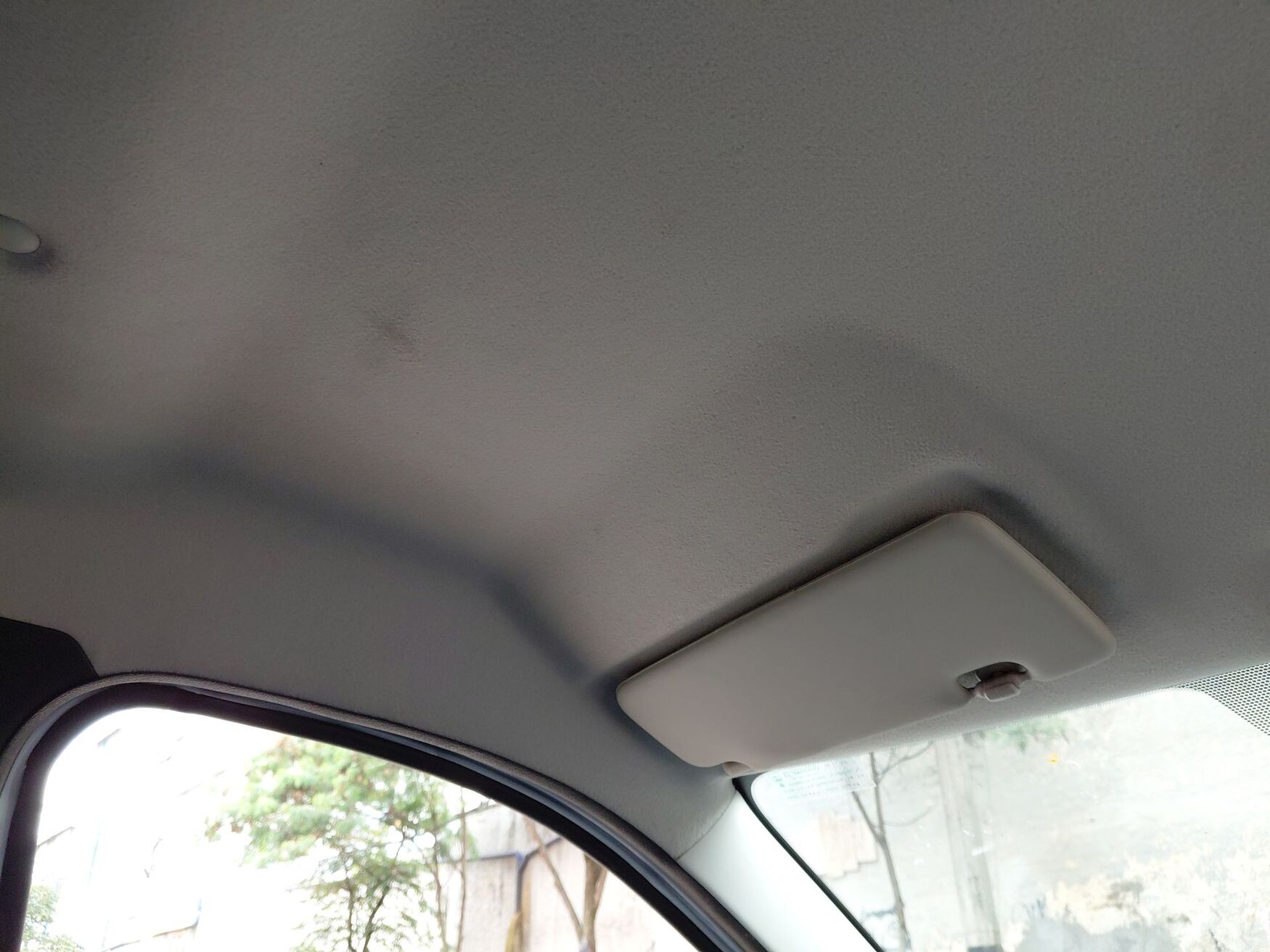 Renault - Kwid - 2025 image number 2