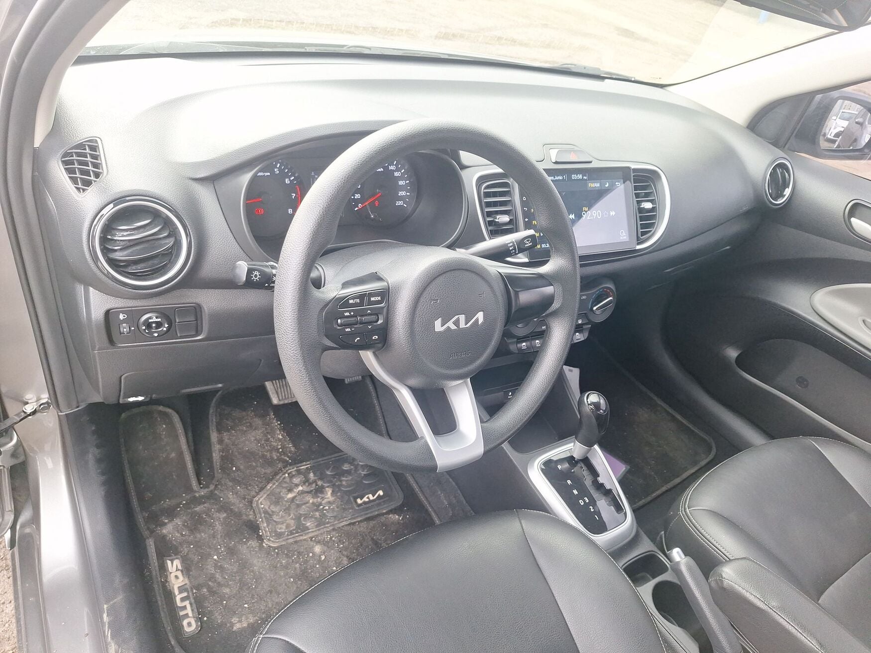 Kia - Soluto - 2026 image number 11