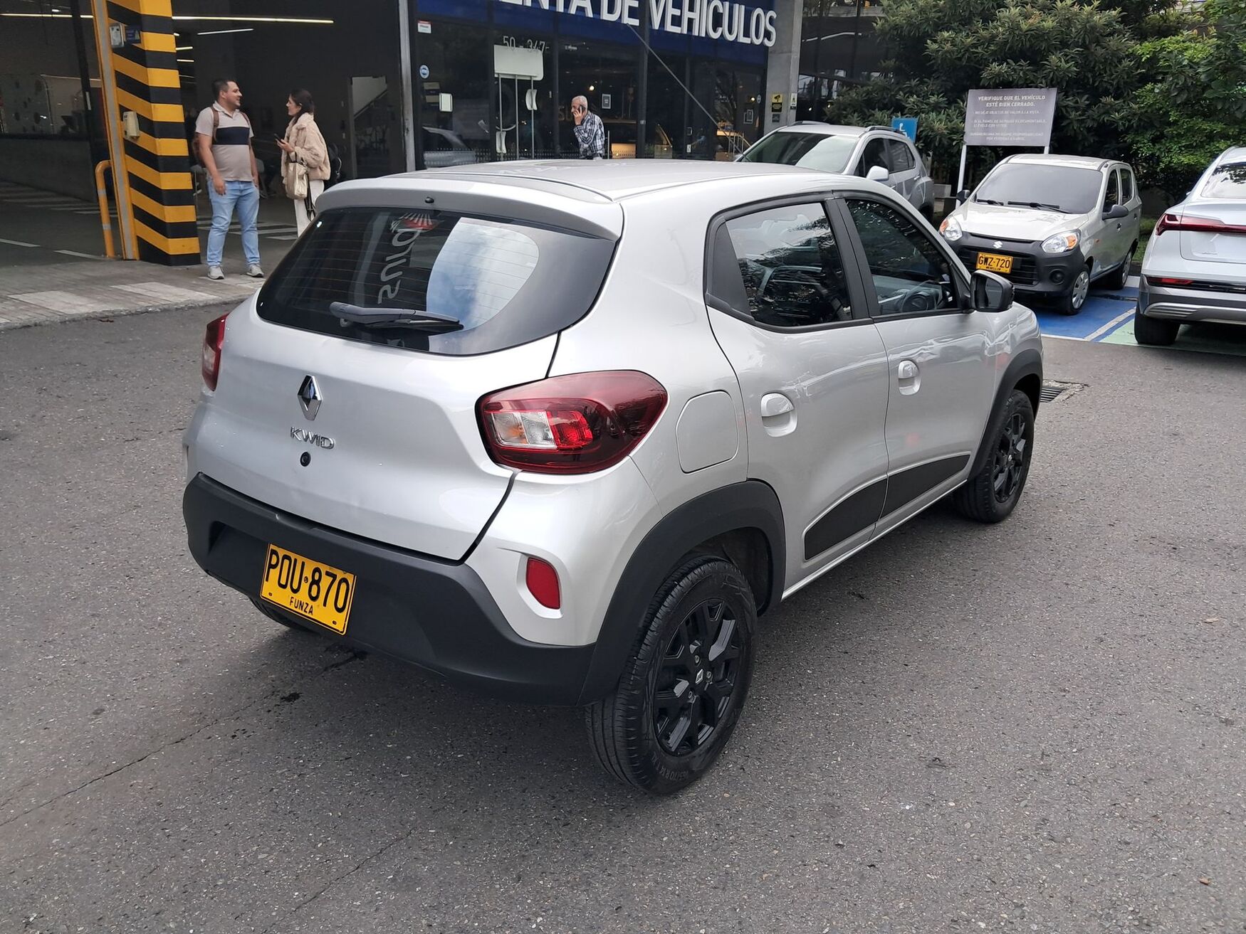 Renault - Kwid - 2026 image number 9