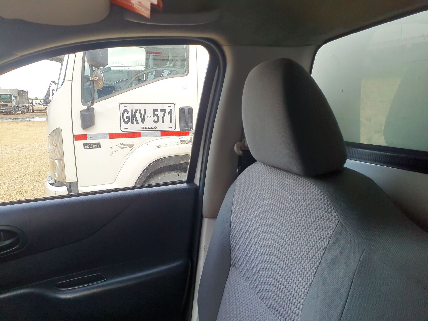 Nissan - Frontier - 2019 image number 3