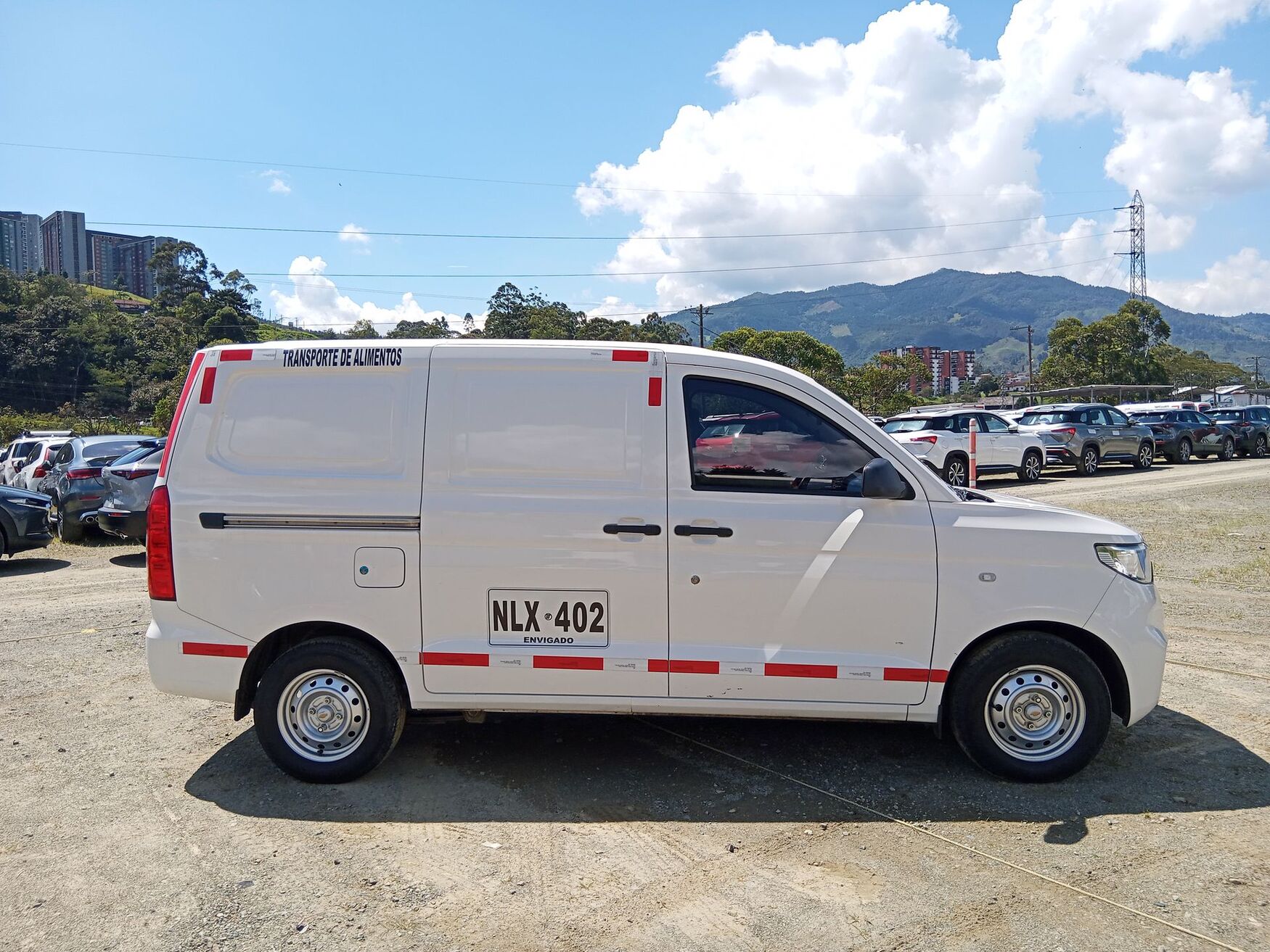 Chevrolet - N400 - 2025 image number 10