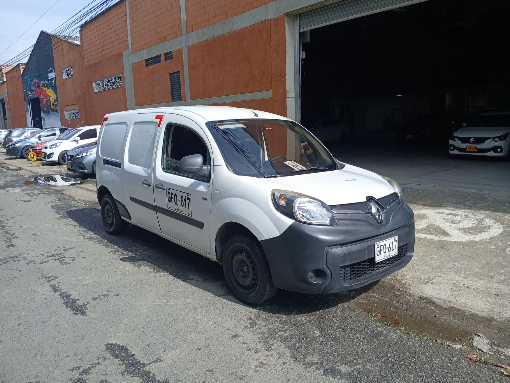 Renault - Kangoo ZE - 2019 image number 1