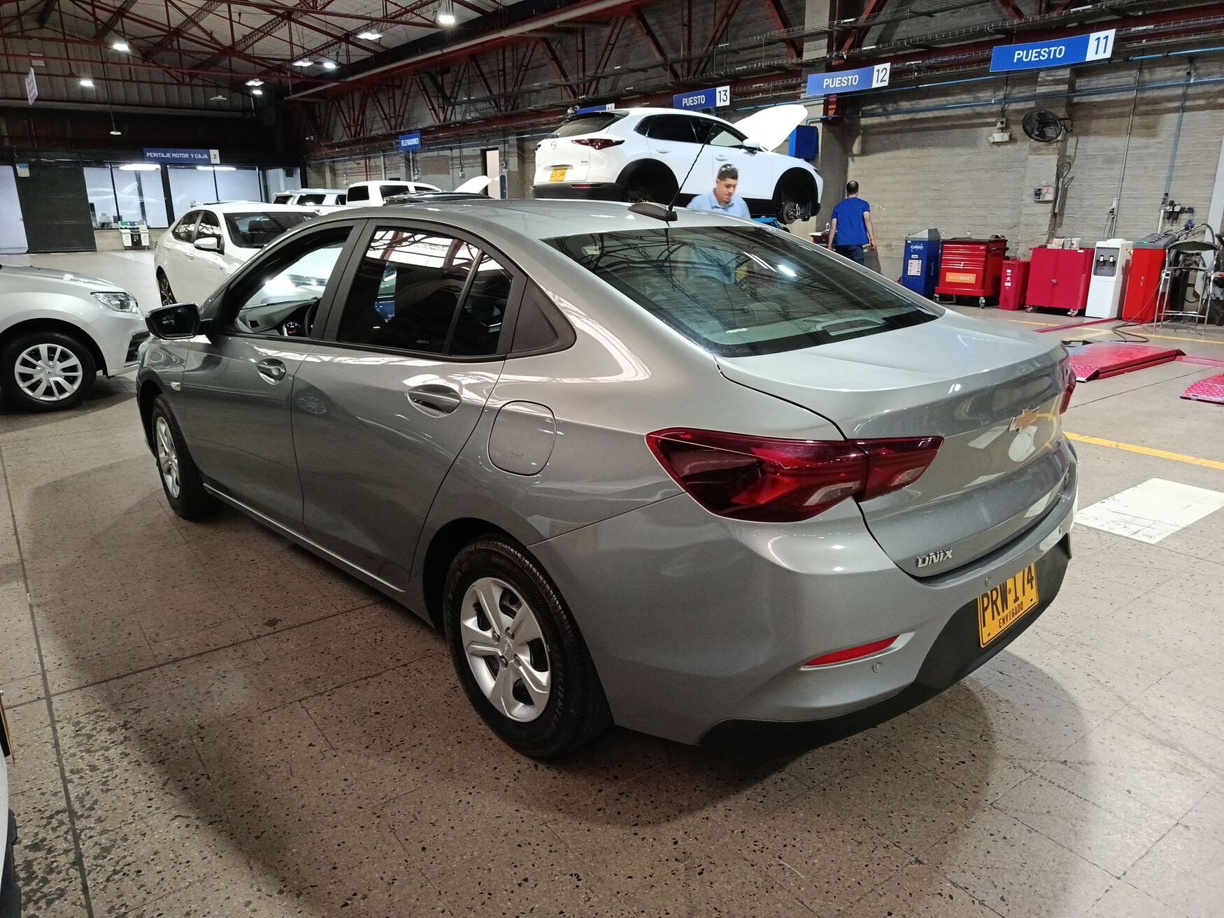Chevrolet - Onix - 2025 image number 7