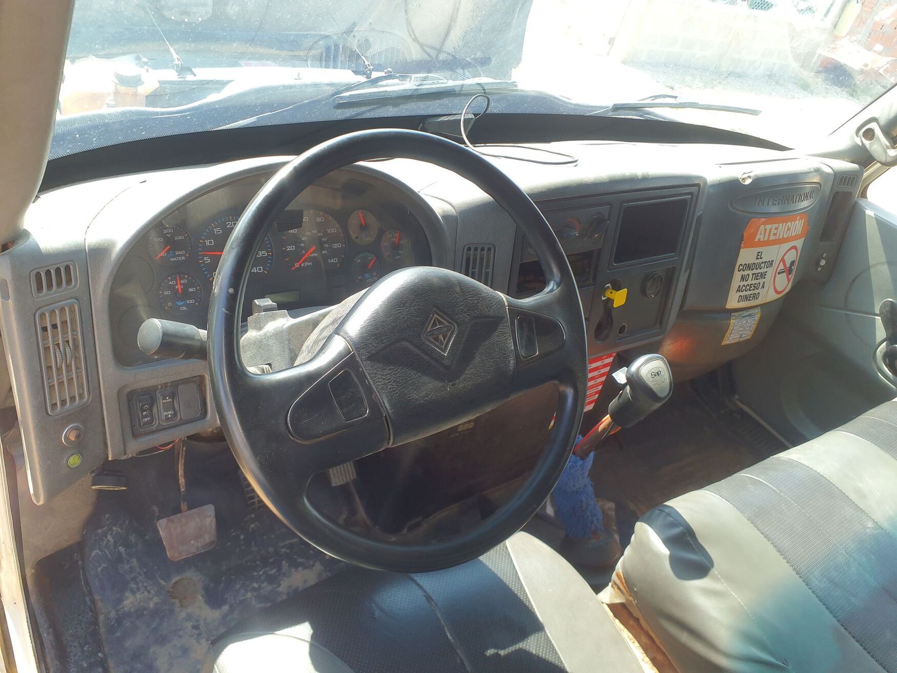 International - 4300 - 2012 image number 11