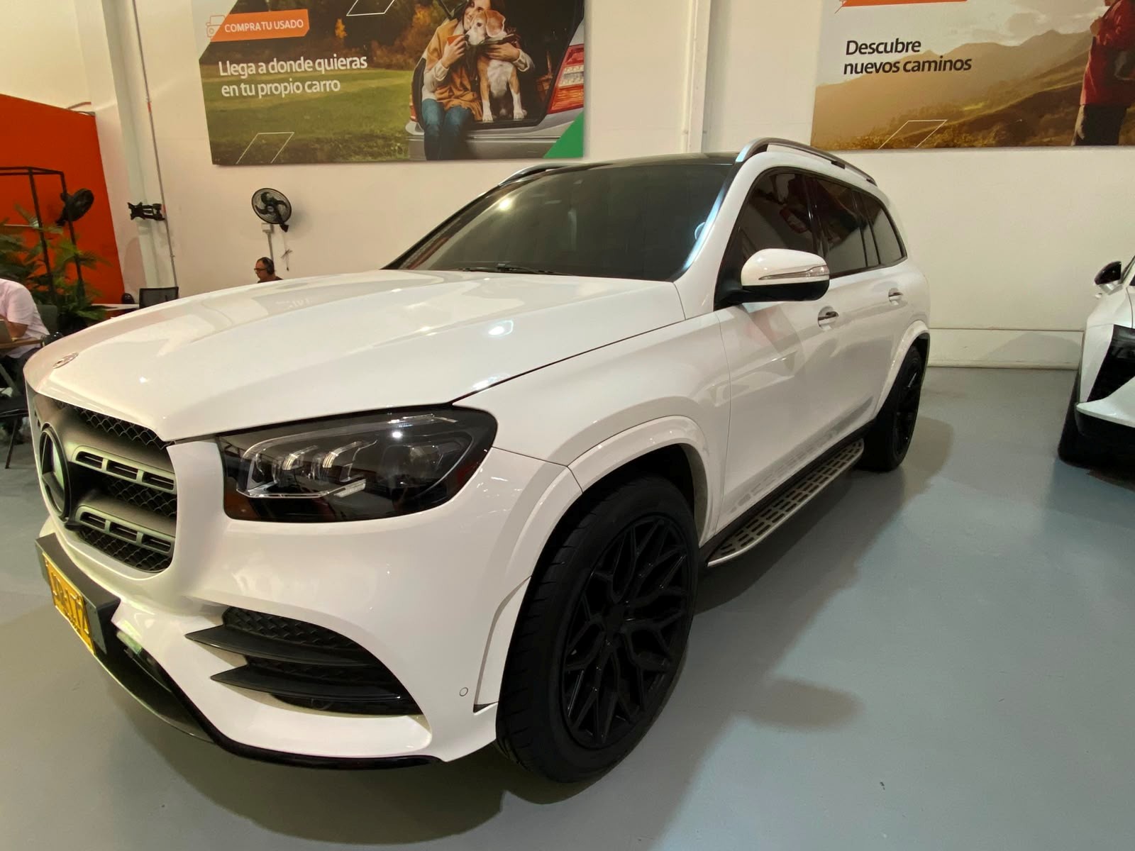 Mercedes Benz - GLS450 - 2022 image number 3