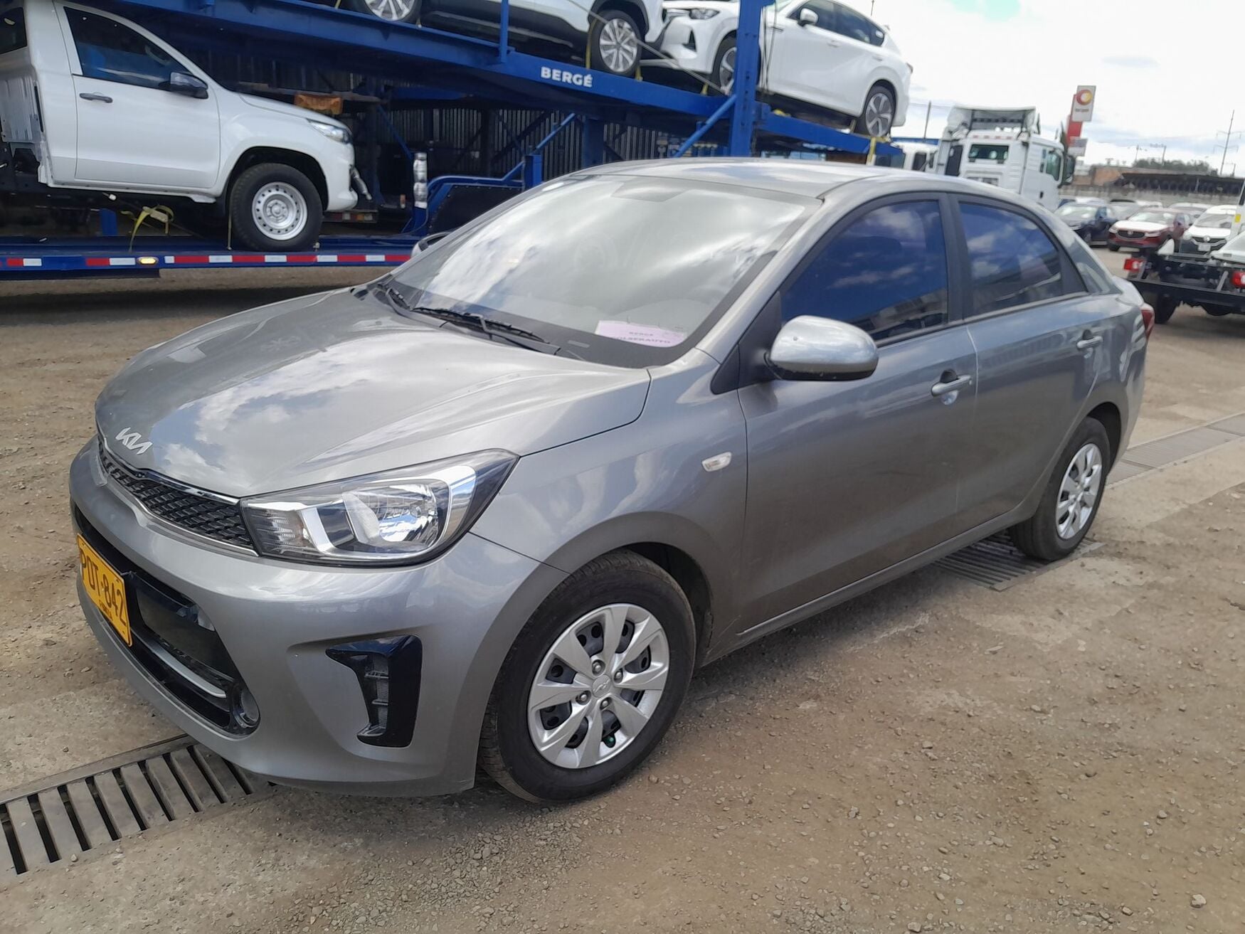 Kia - Soluto - 2026 image number 5