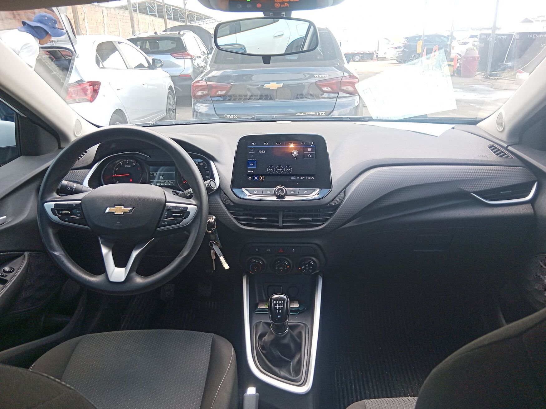 Chevrolet - Onix - 2025 image number 11