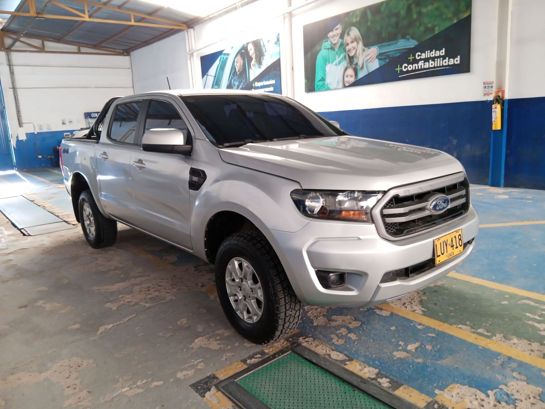 Ford - Ranger - 2023 image number 1