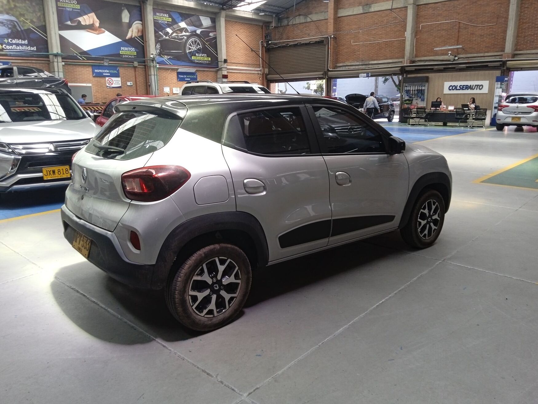 Renault - Kwid - 2025 image number 9