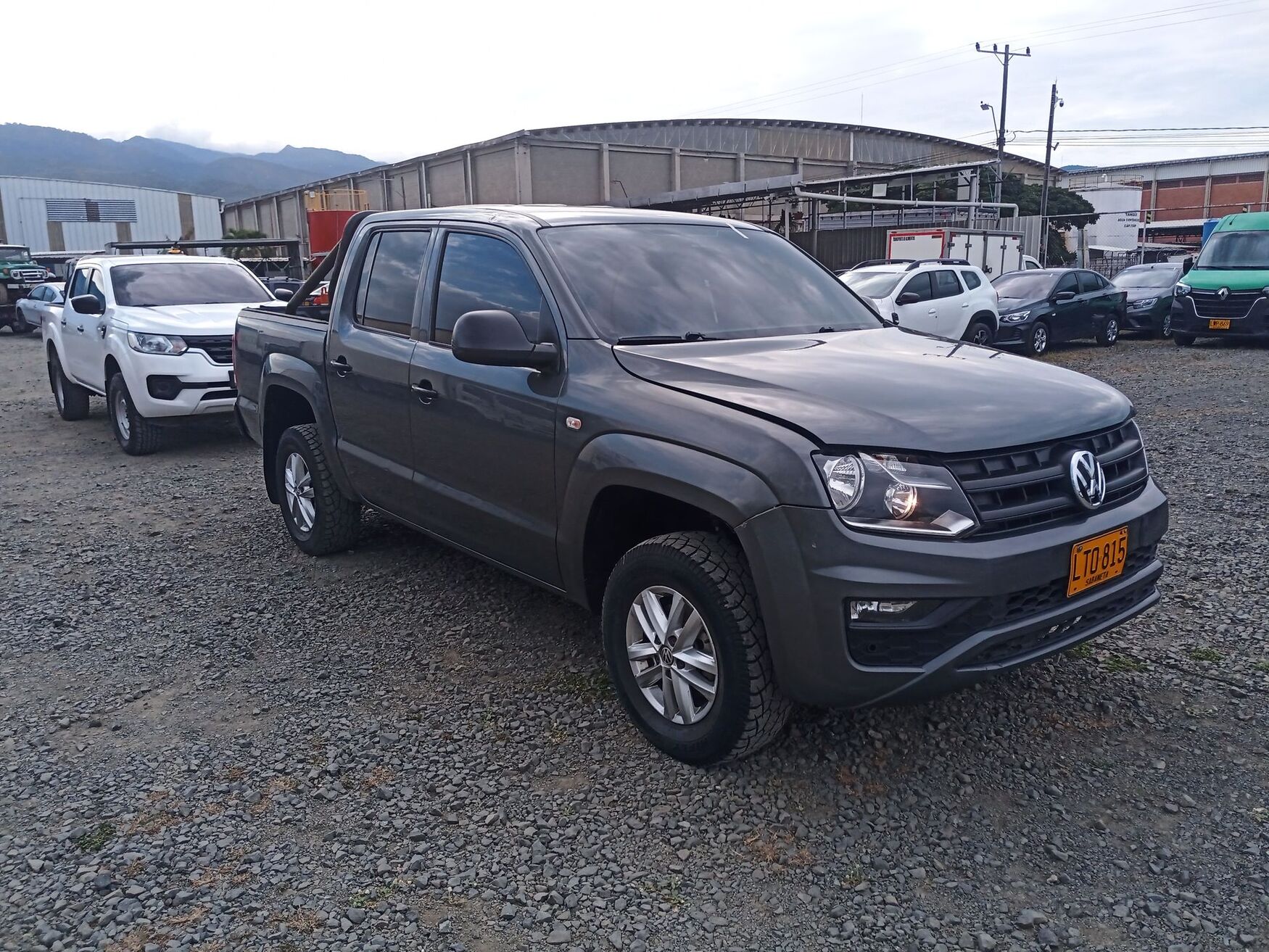 Volkswagen - Amarok - 2023 image number 1