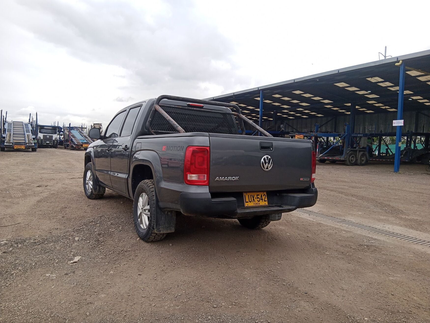 Volkswagen - Amarok - 2023 image number 7