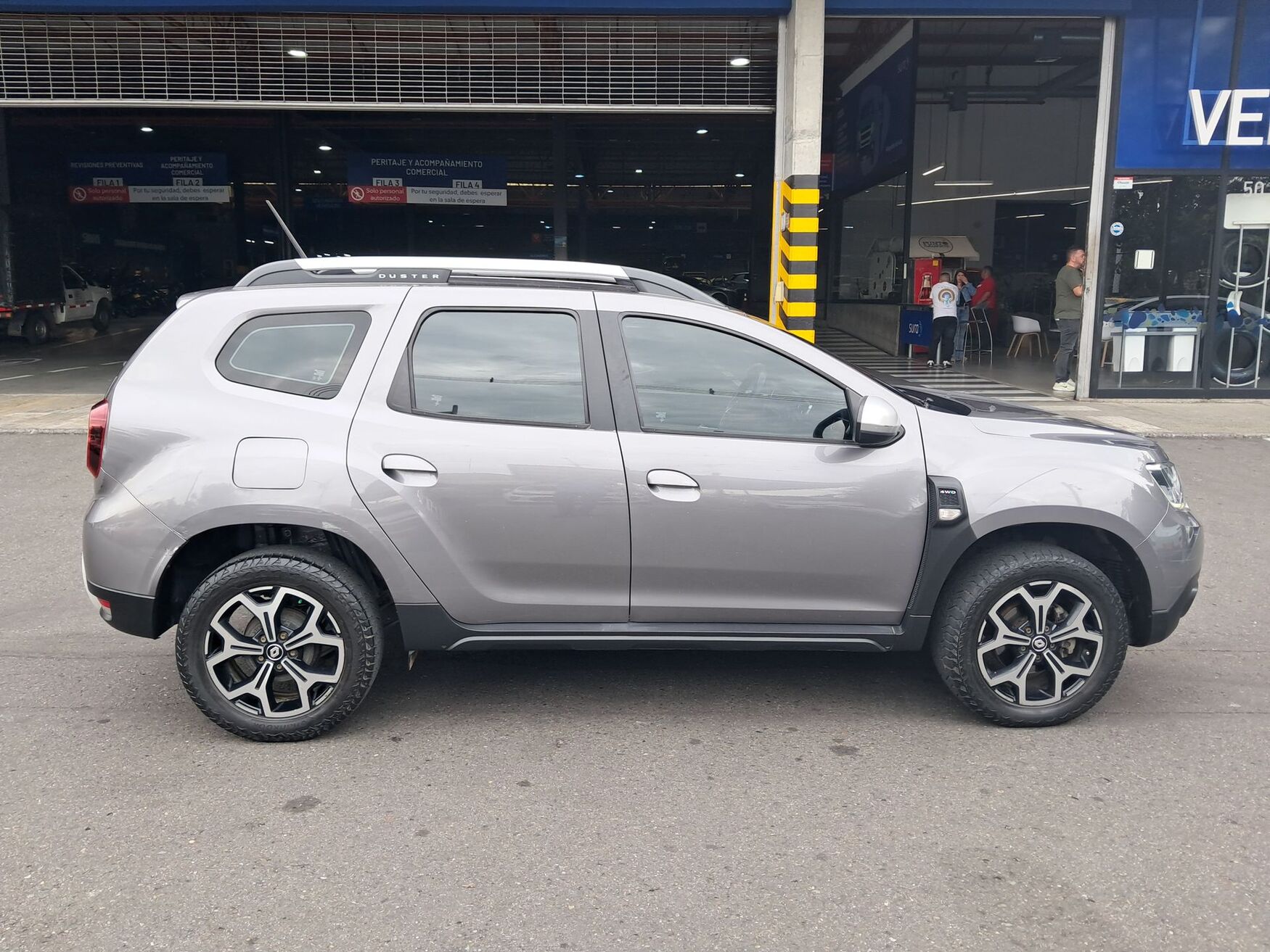 Renault - Duster - 2023 image number 10