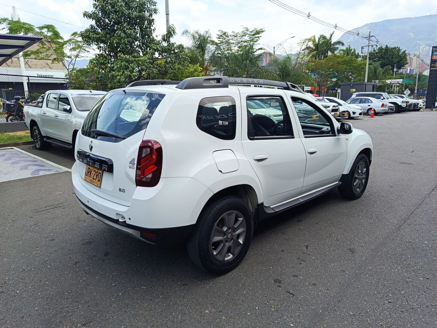 Renault - Duster - 2021 image number 9