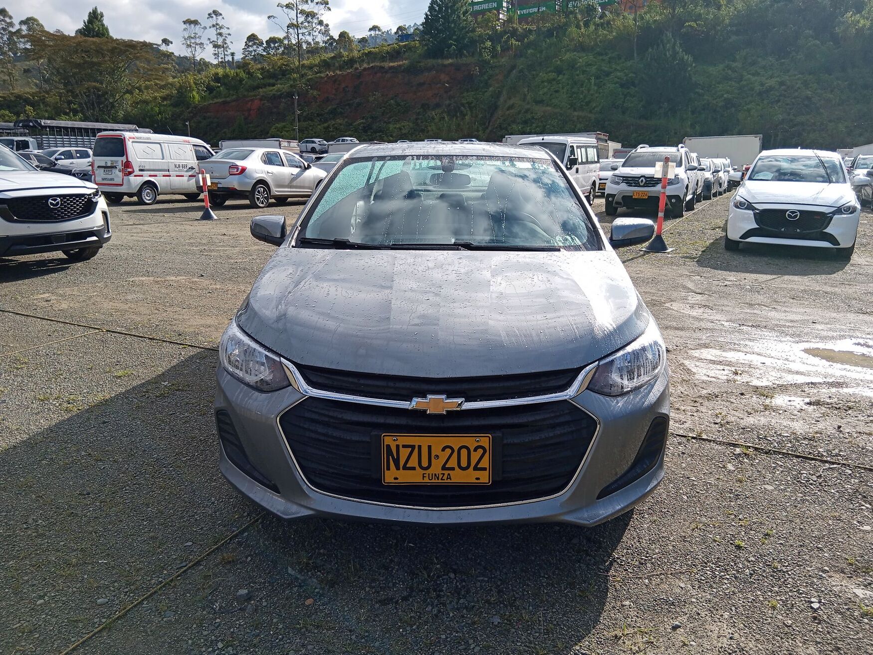 Chevrolet - Onix - 2025 image number 4