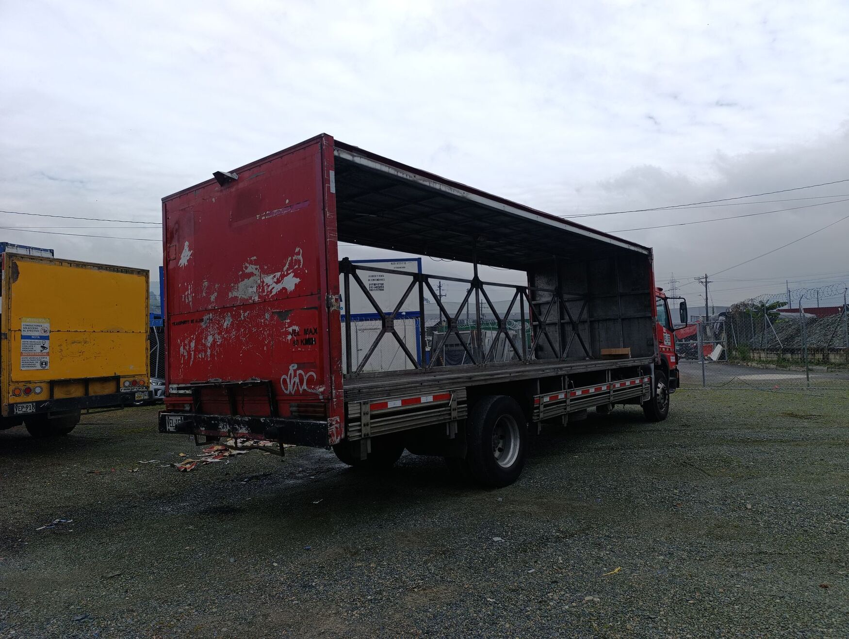 Mercedes Benz - Atego - 2007 image number 9