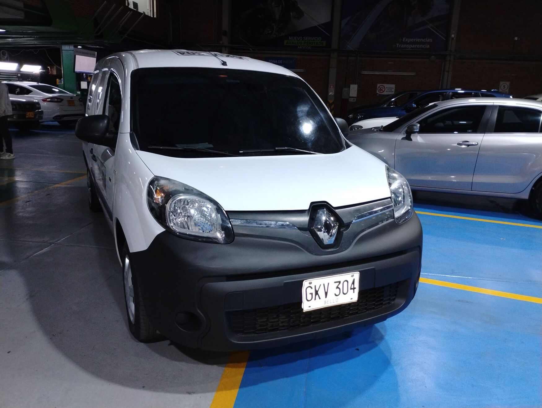 Renault - Kangoo ZE - 2020 image number 4