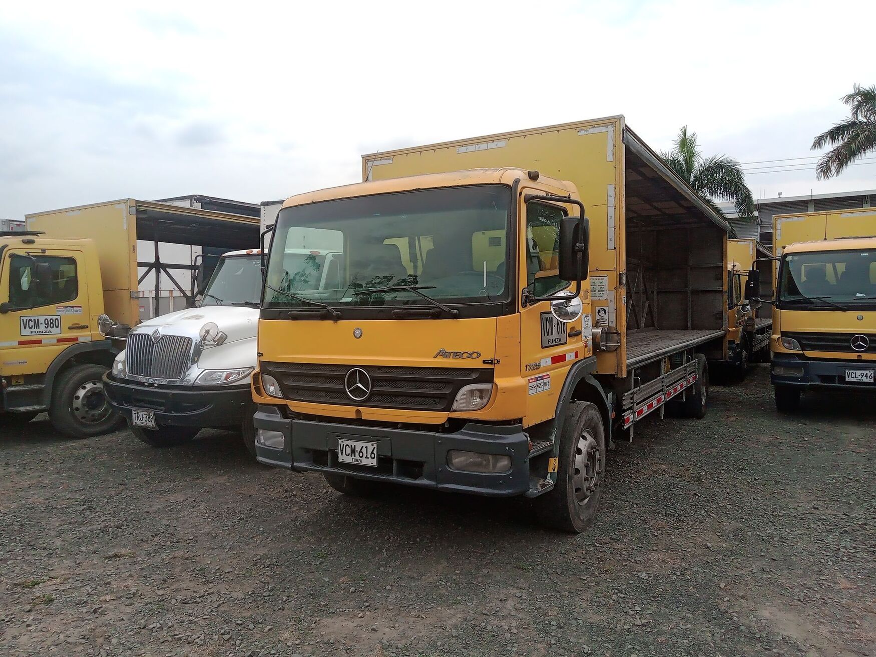 Mercedes Benz - Atego - 2007 image number 5