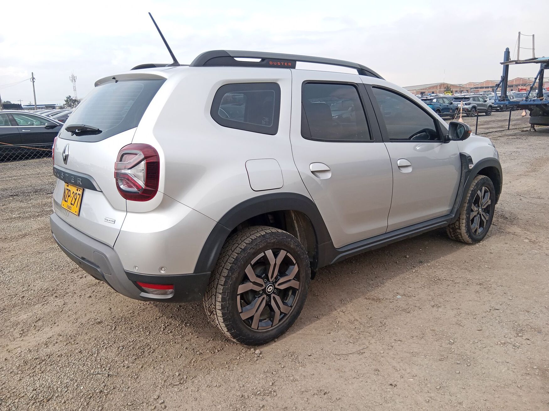 Renault - Duster - 2025 image number 9