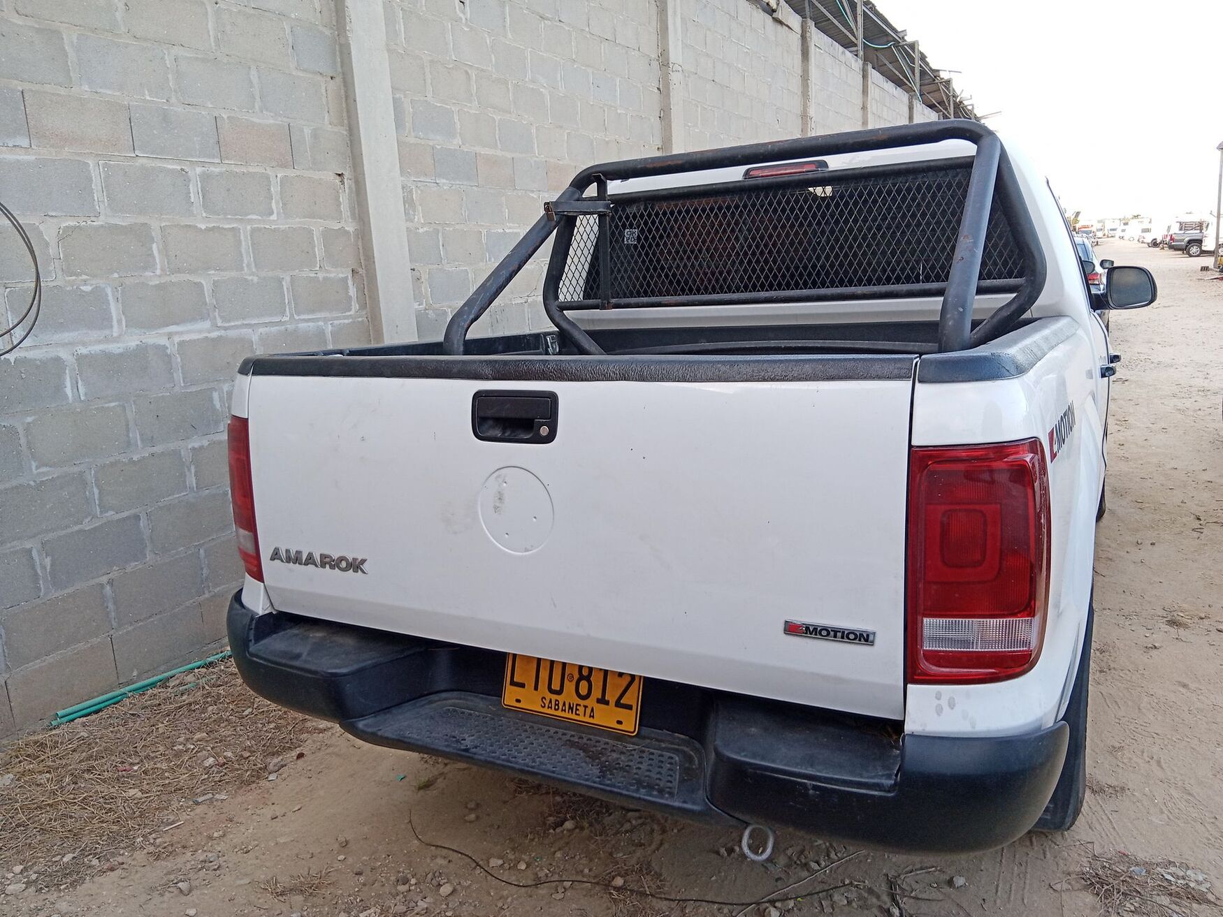 Volkswagen - Amarok - 2023 image number 8
