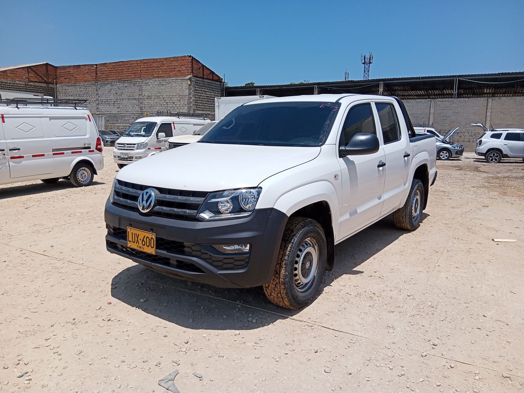 Volkswagen - Amarok - 2023 image number 5