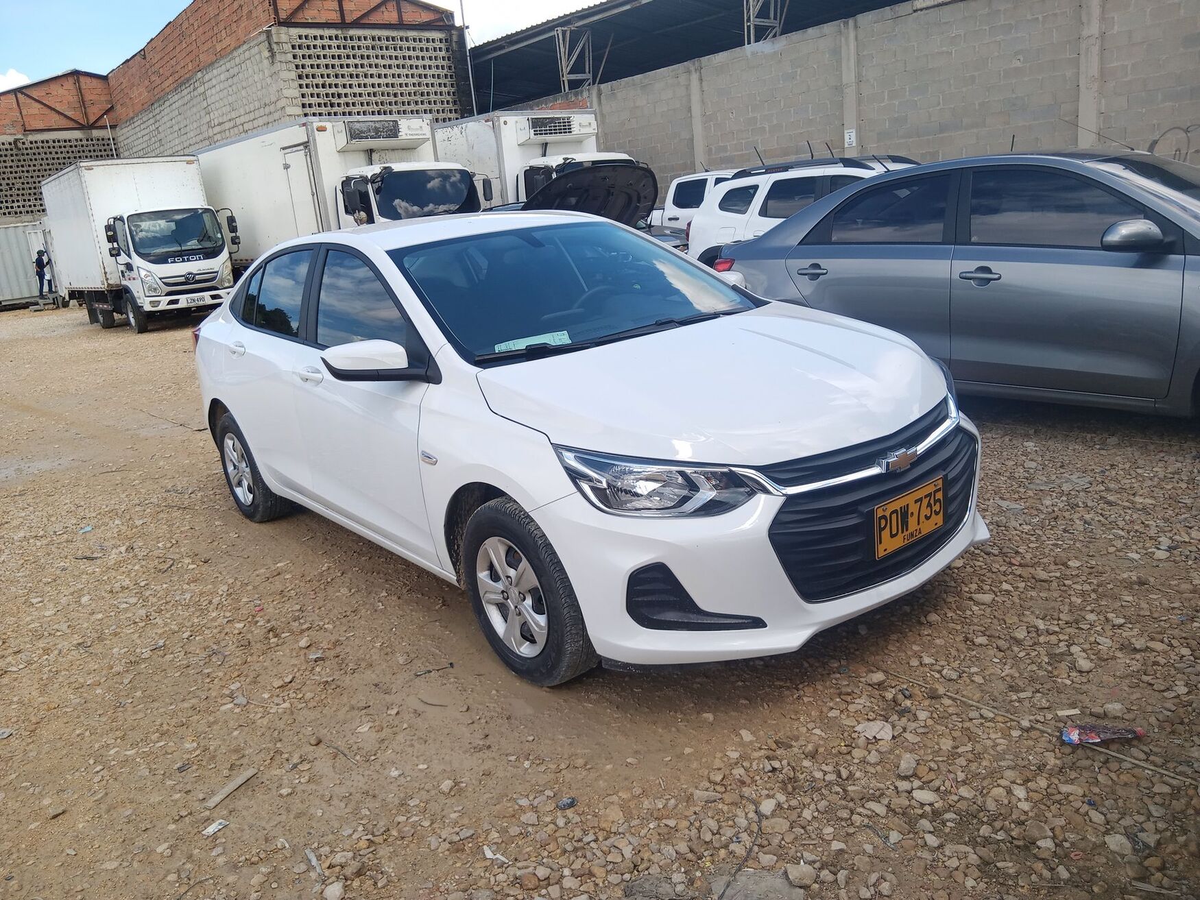 Chevrolet - Onix - 2025 image number 1