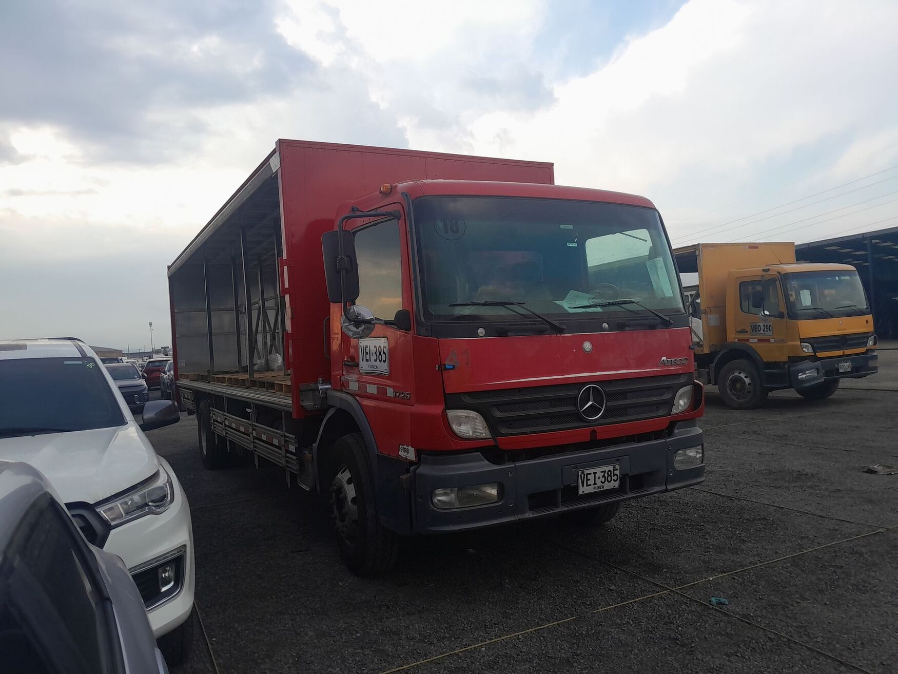 Mercedes Benz - Atego - 2007 image number 10