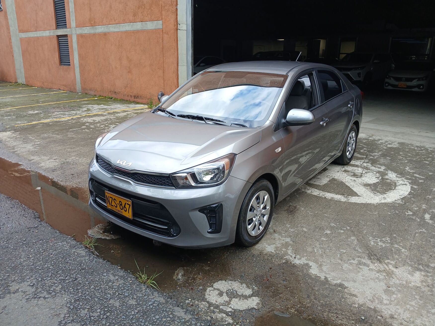 Kia - Soluto - 2026 image number 5