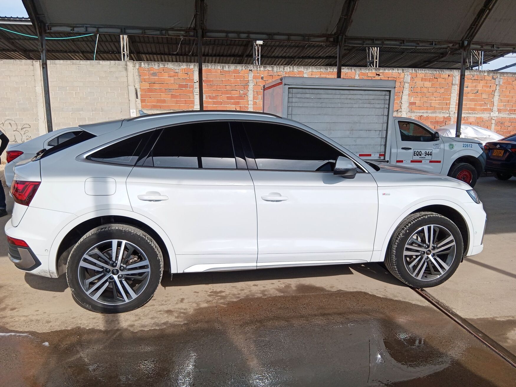 Audi - Q5 - 2024 image number 10