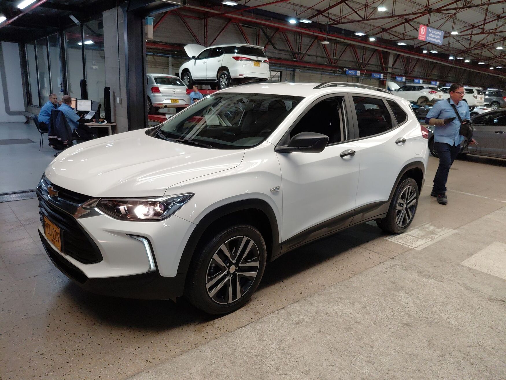 Chevrolet - Tracker - 2025 image number 5