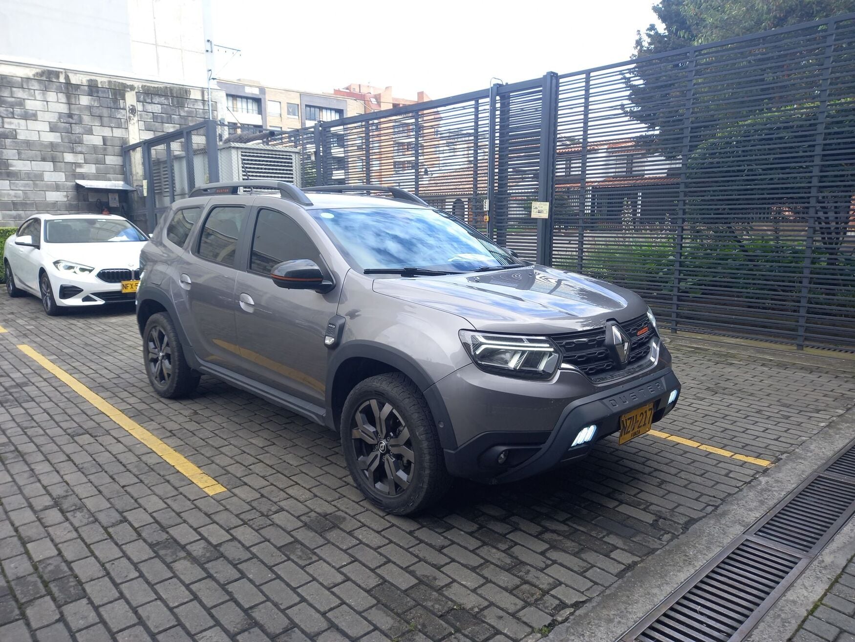 Renault - Duster - 2025 image number 1