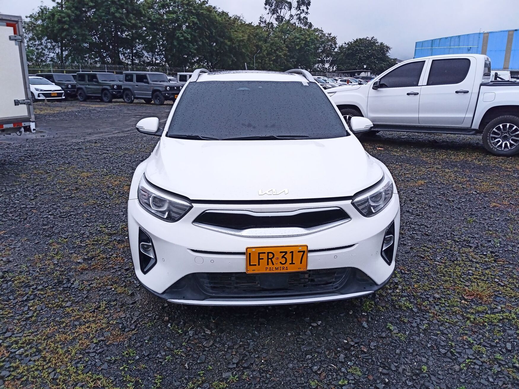 Kia - Stonic - 2023 image number 4