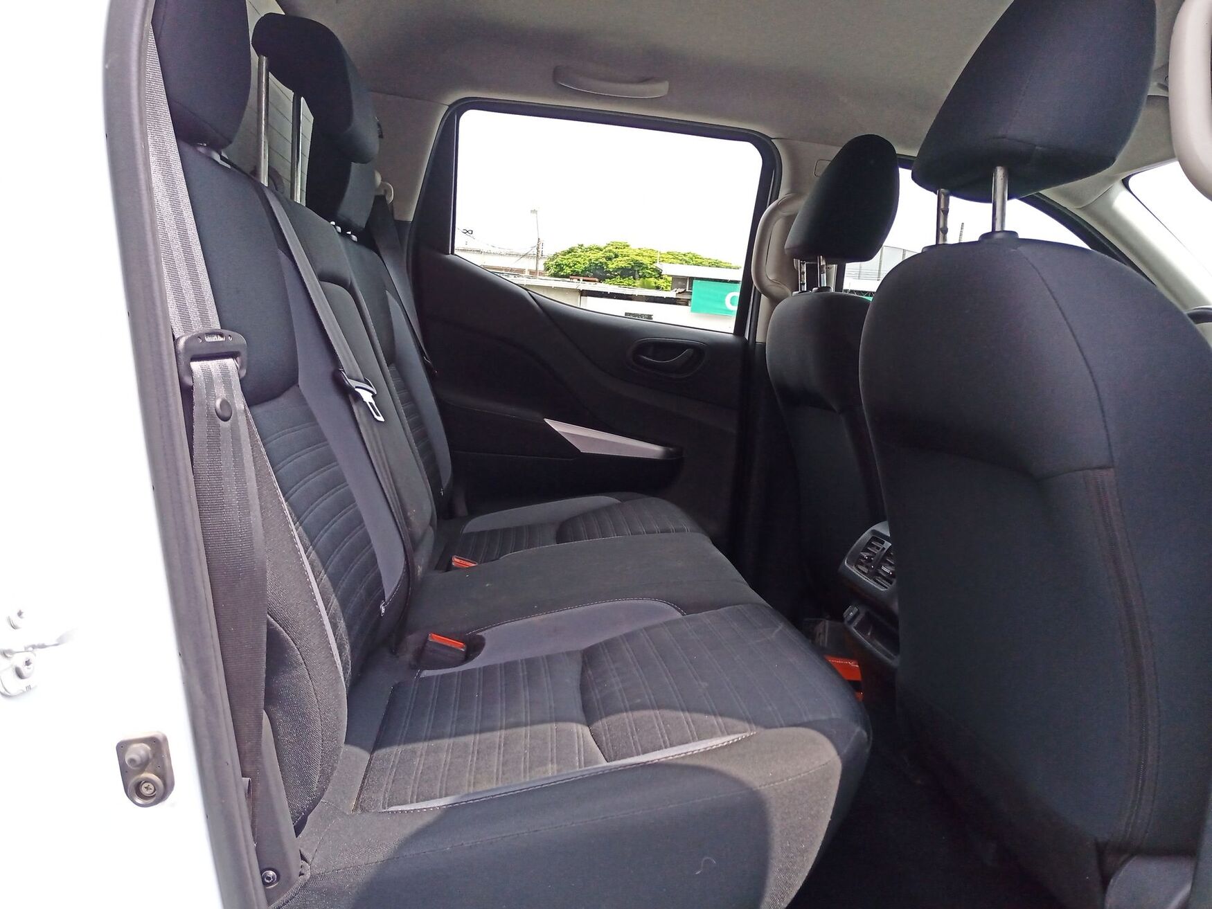 Nissan - Frontier - 2025 image number 3