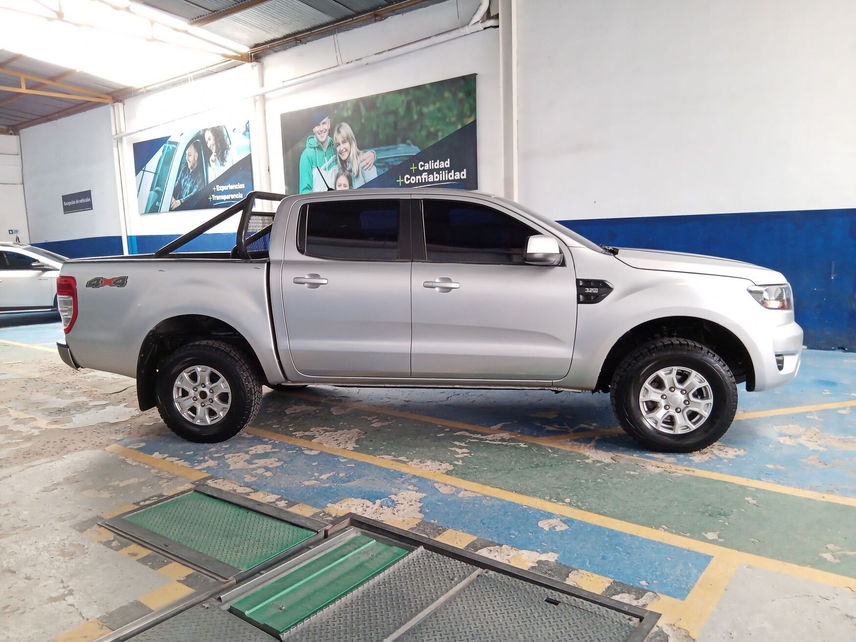 Ford - Ranger - 2023 image number 10