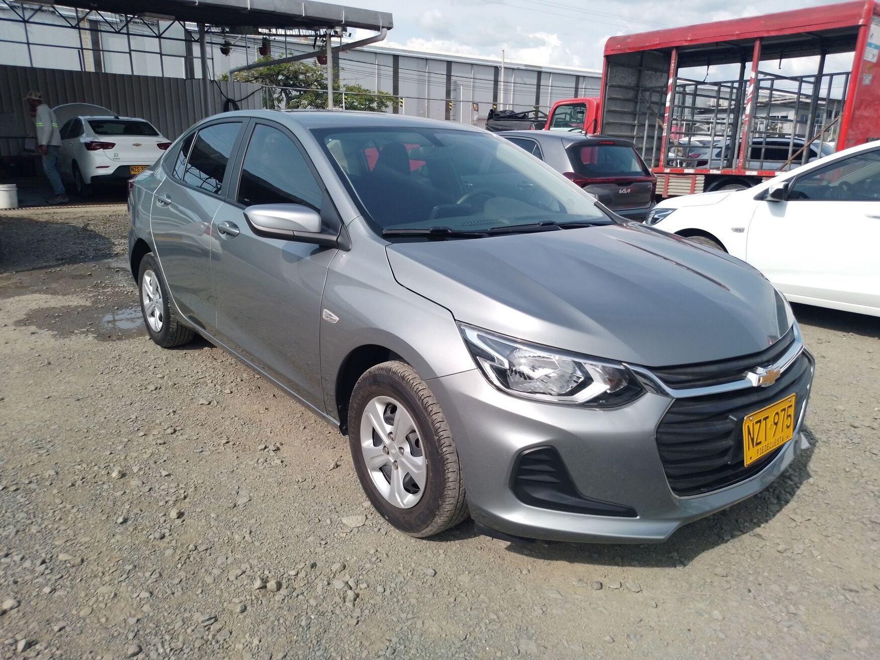 Chevrolet - Onix - 2025 image number 1