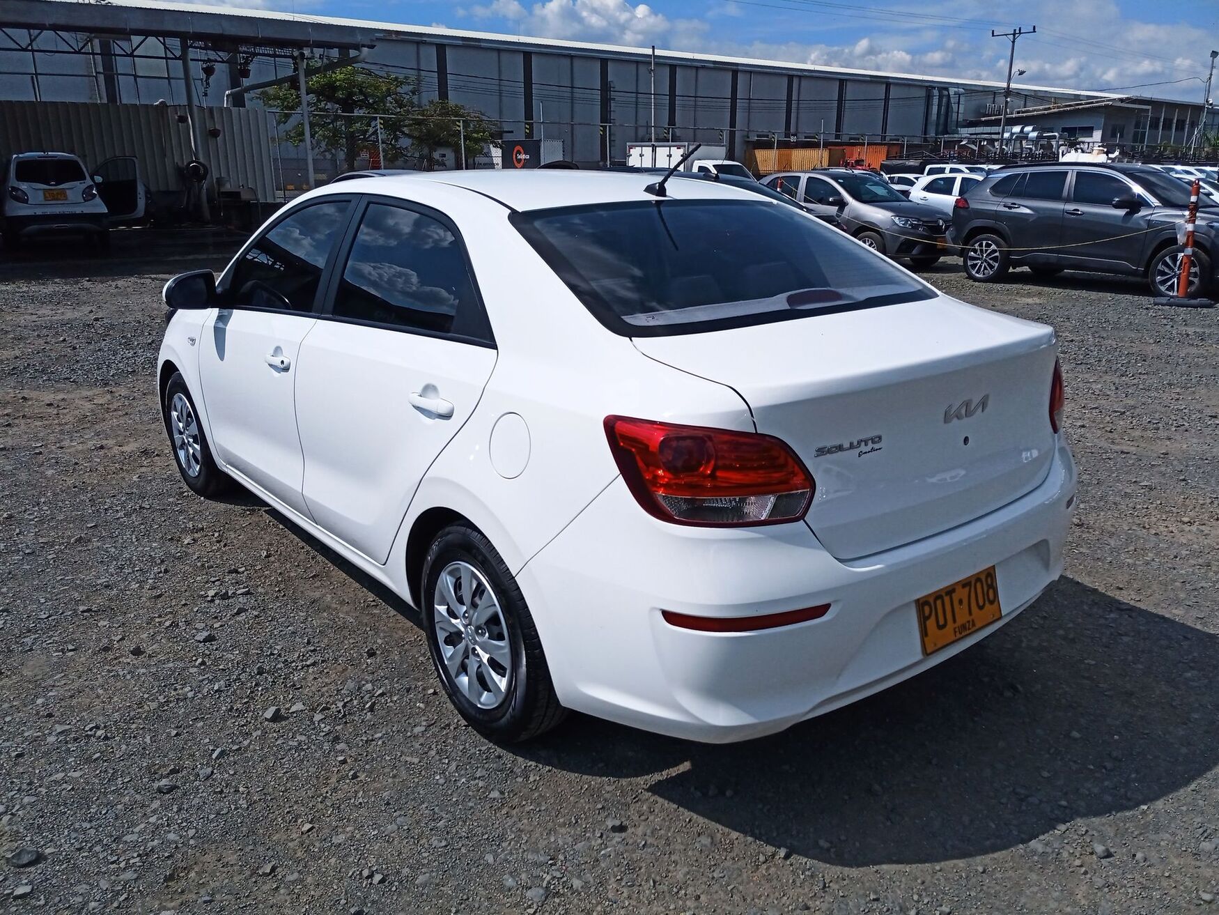 Kia - Soluto - 2026 image number 7