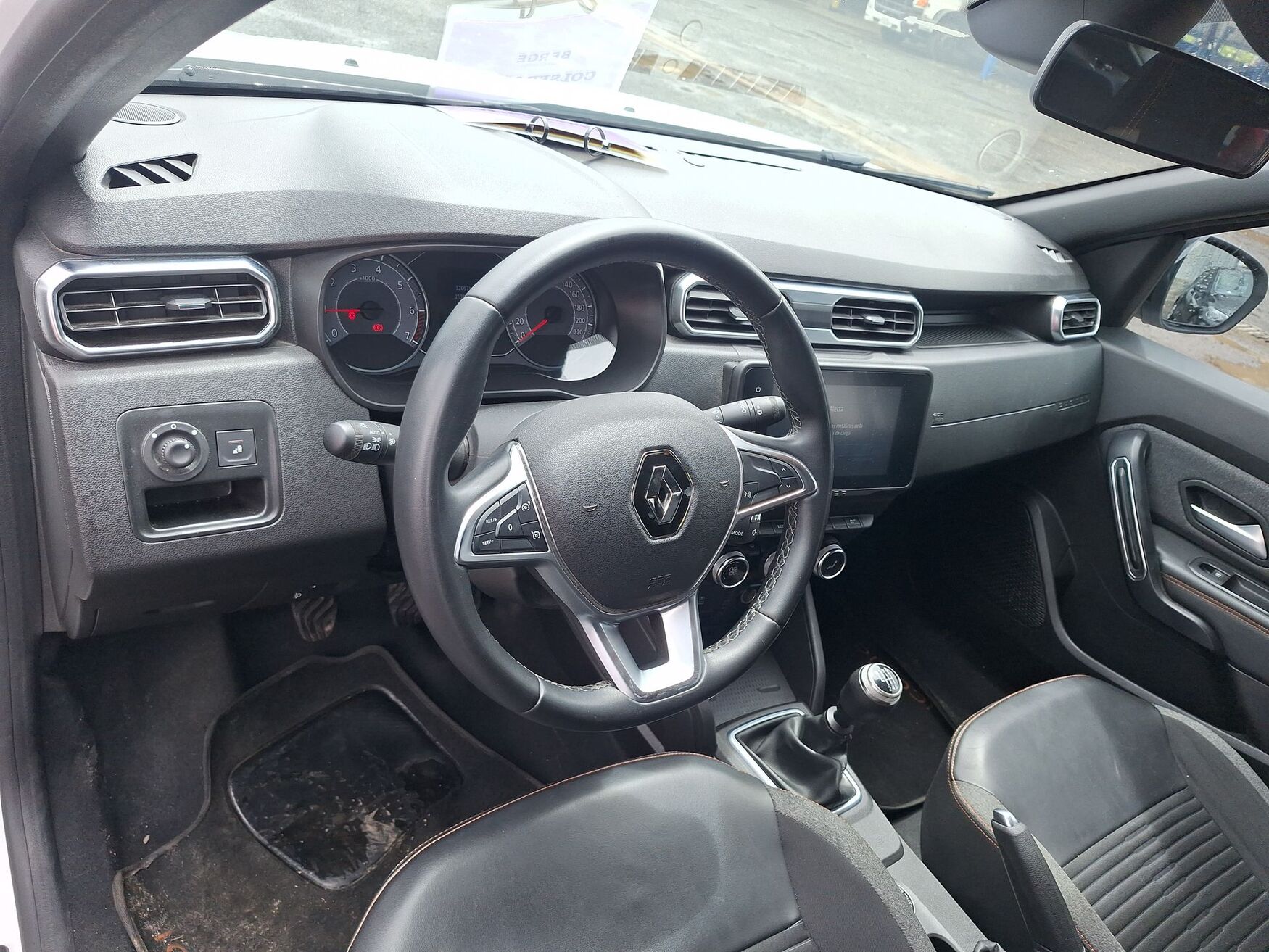 Renault - Duster - 2026 image number 11