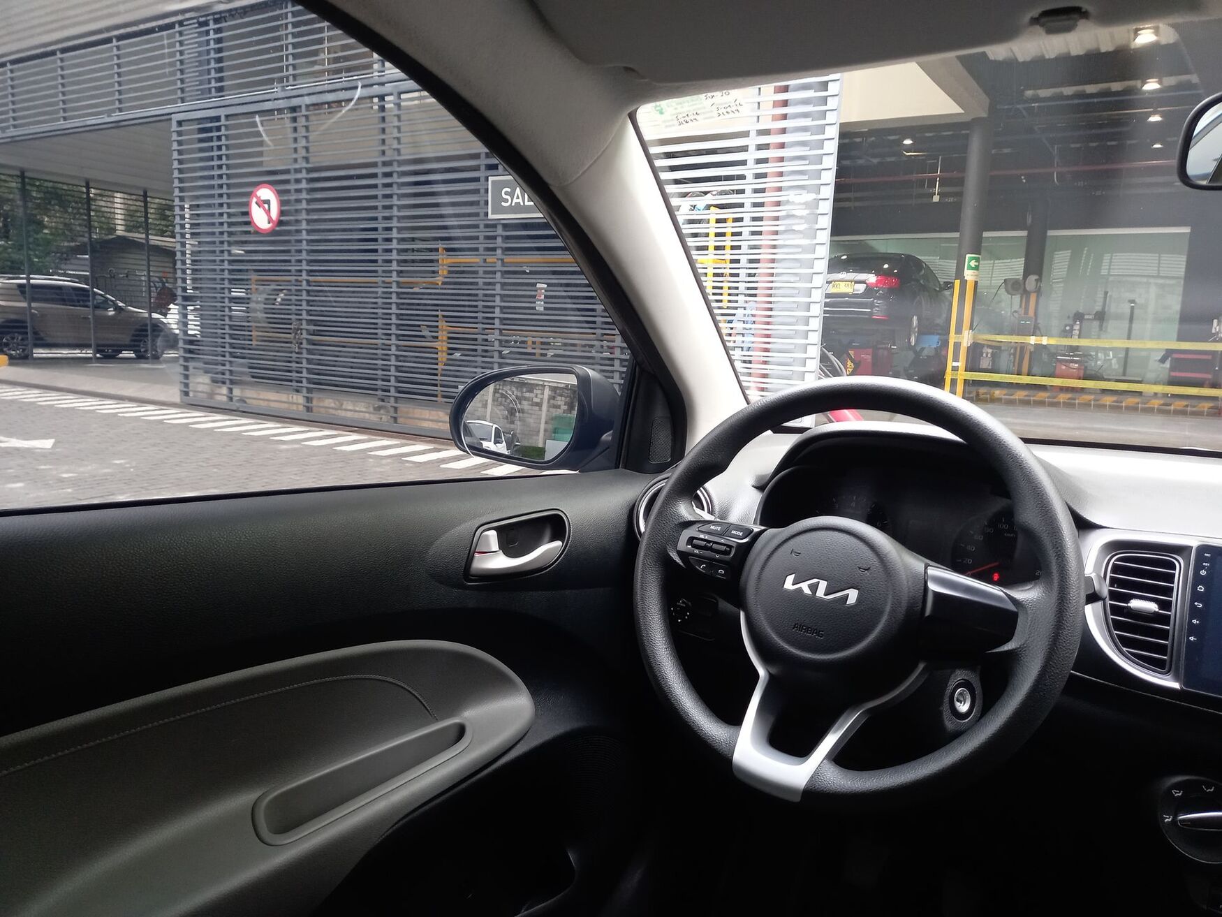 Kia - Soluto - 2026 image number 11