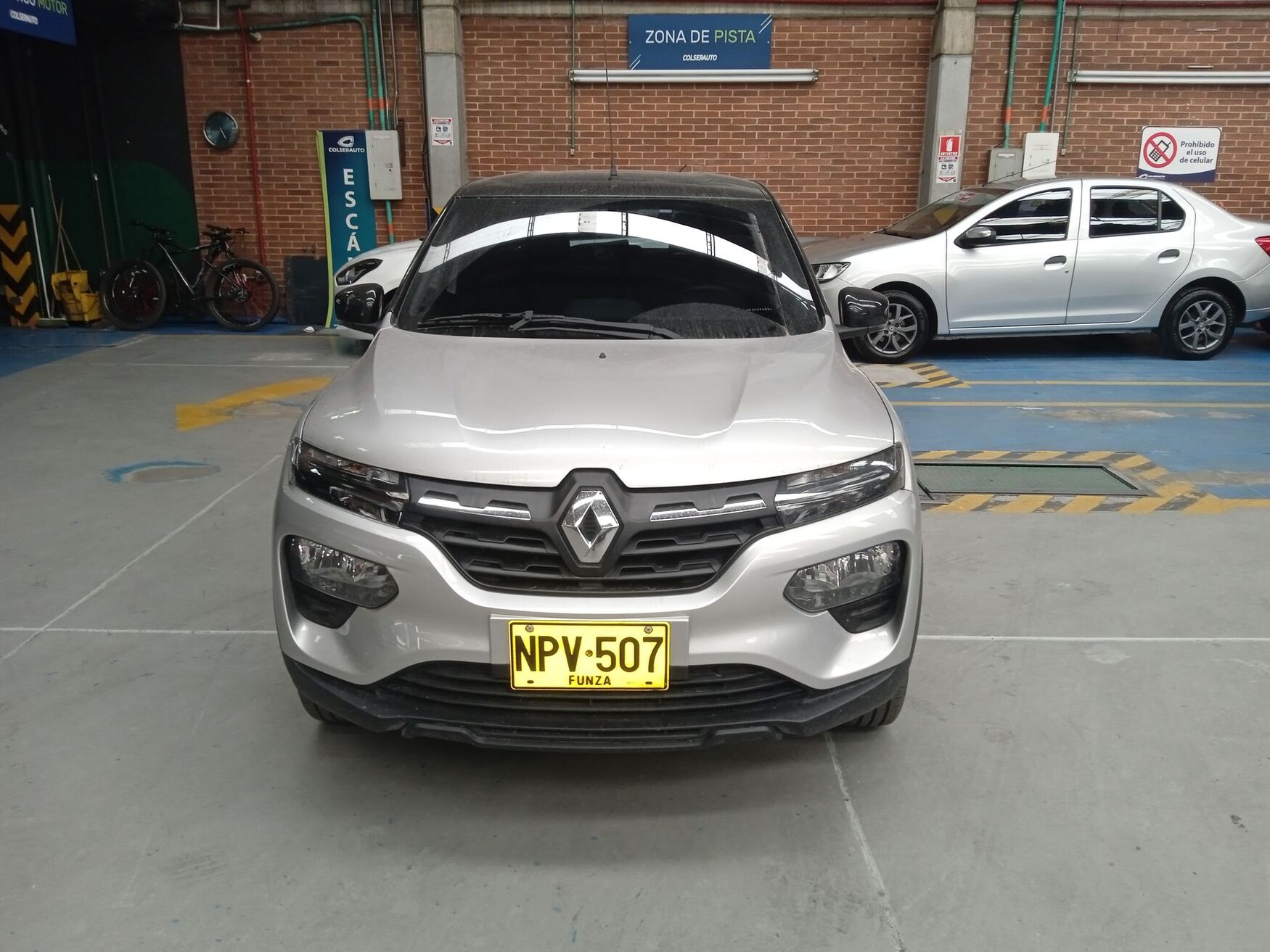 Renault - Kwid - 2025 image number 4