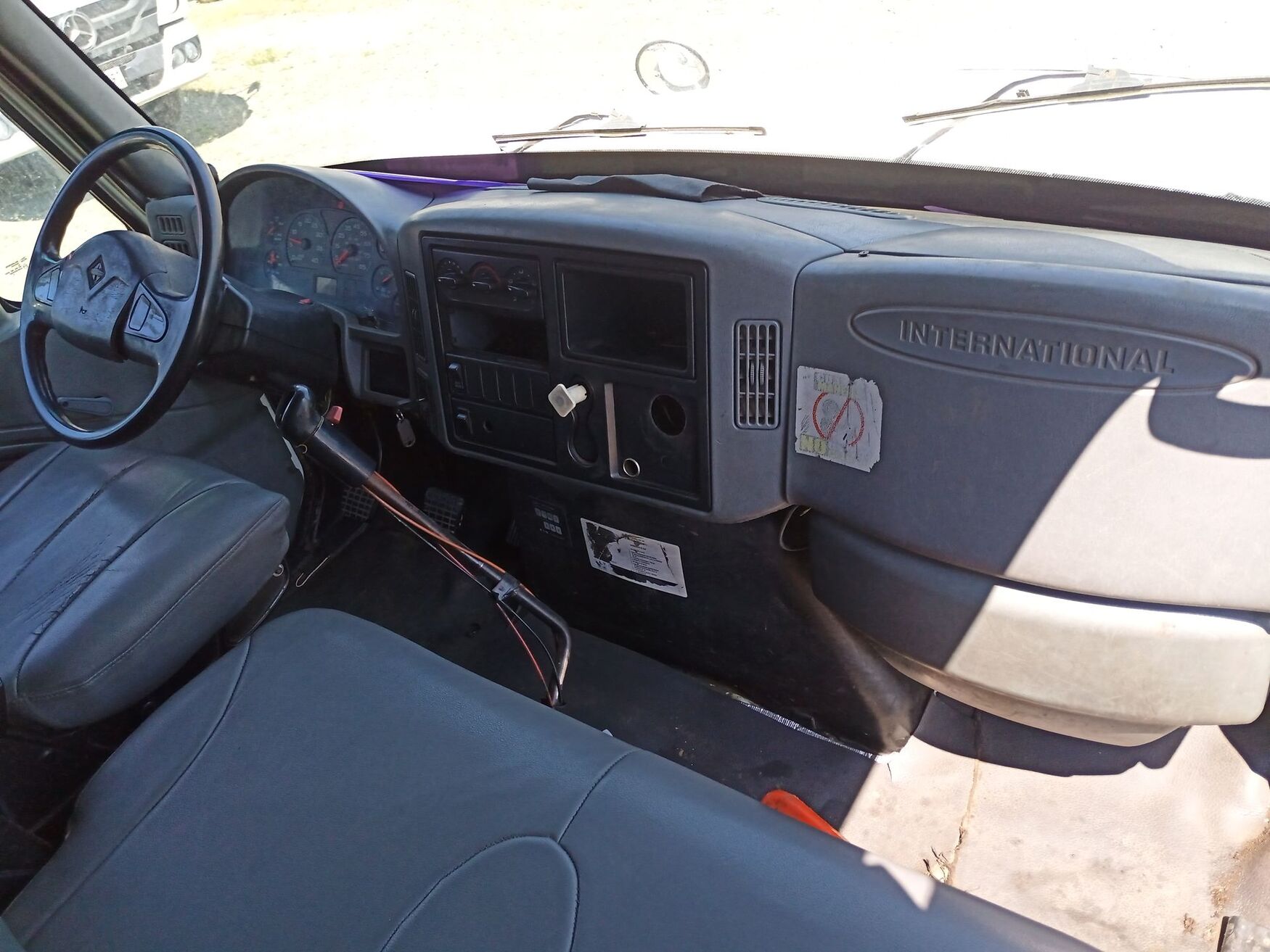 International - 4300 - 2012 image number 11