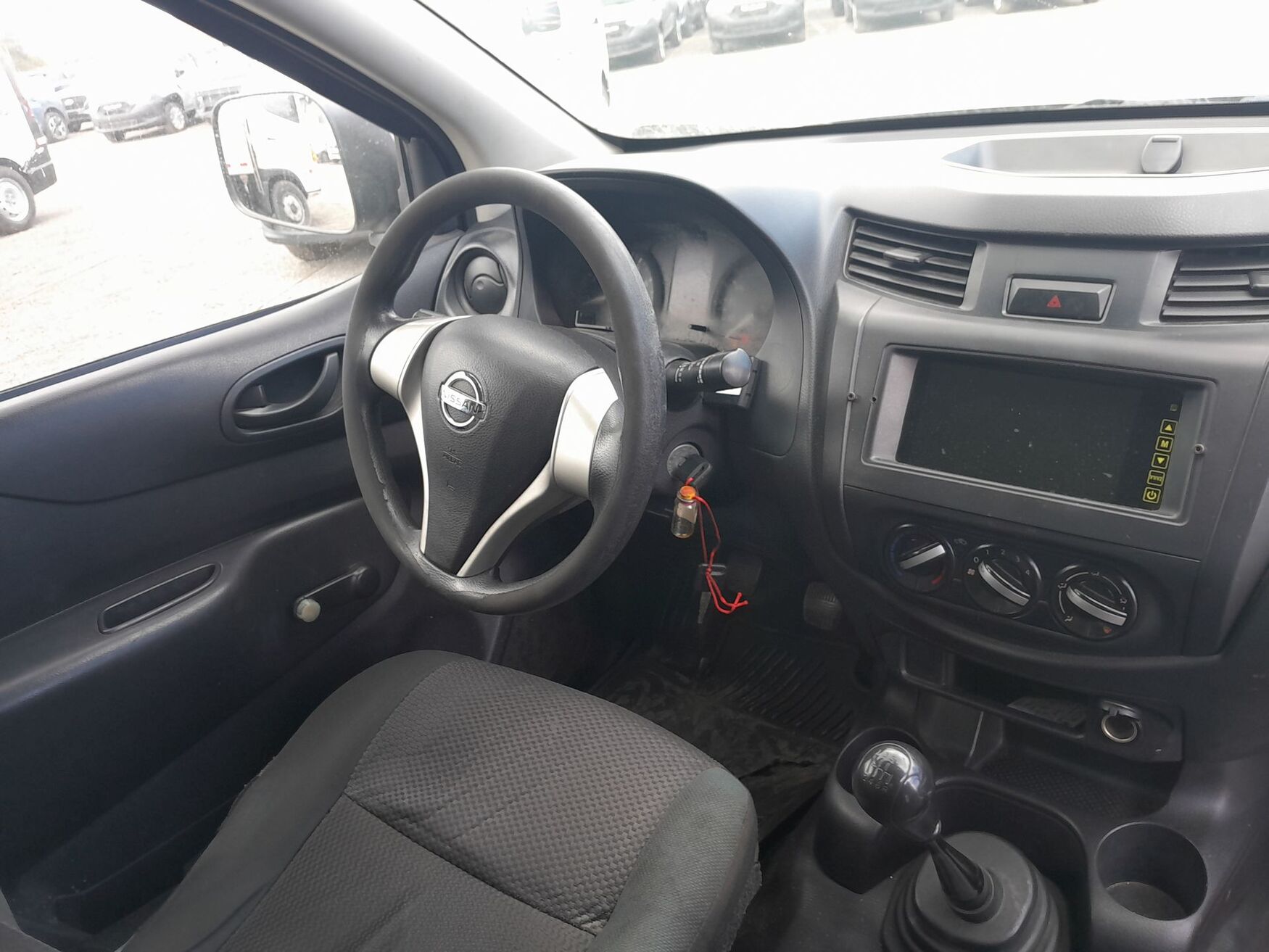 Nissan - Frontier - 2019 image number 11