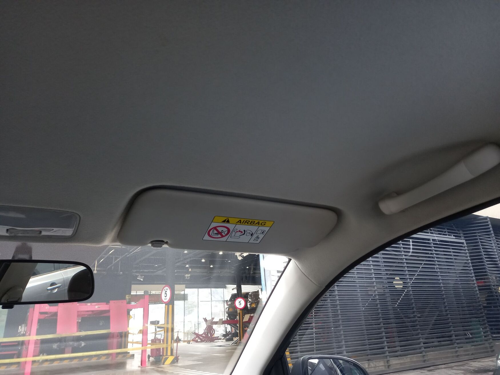 Kia - Soluto - 2026 image number 3